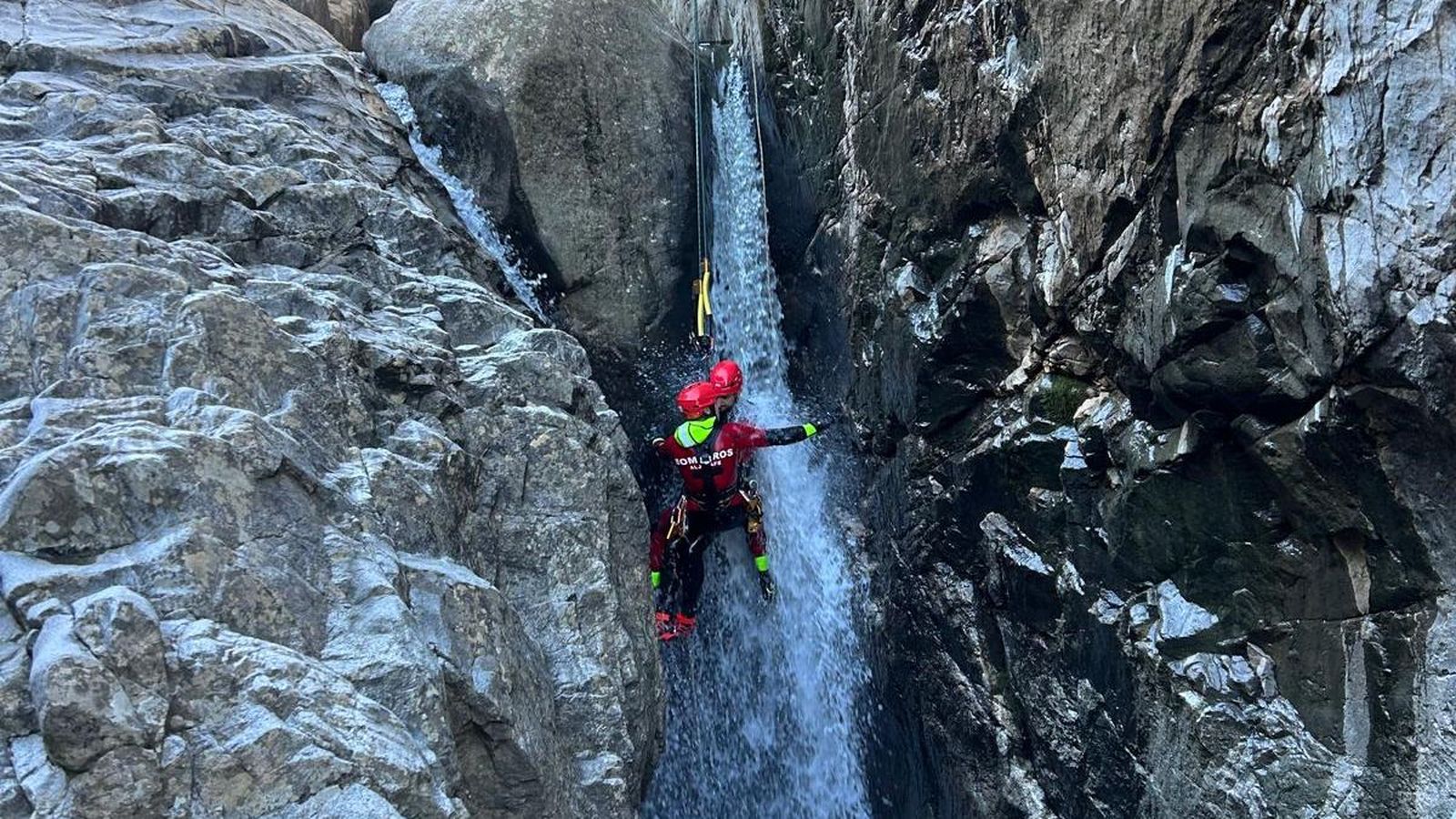 Curso de rescate en medio natural de los bomberos
