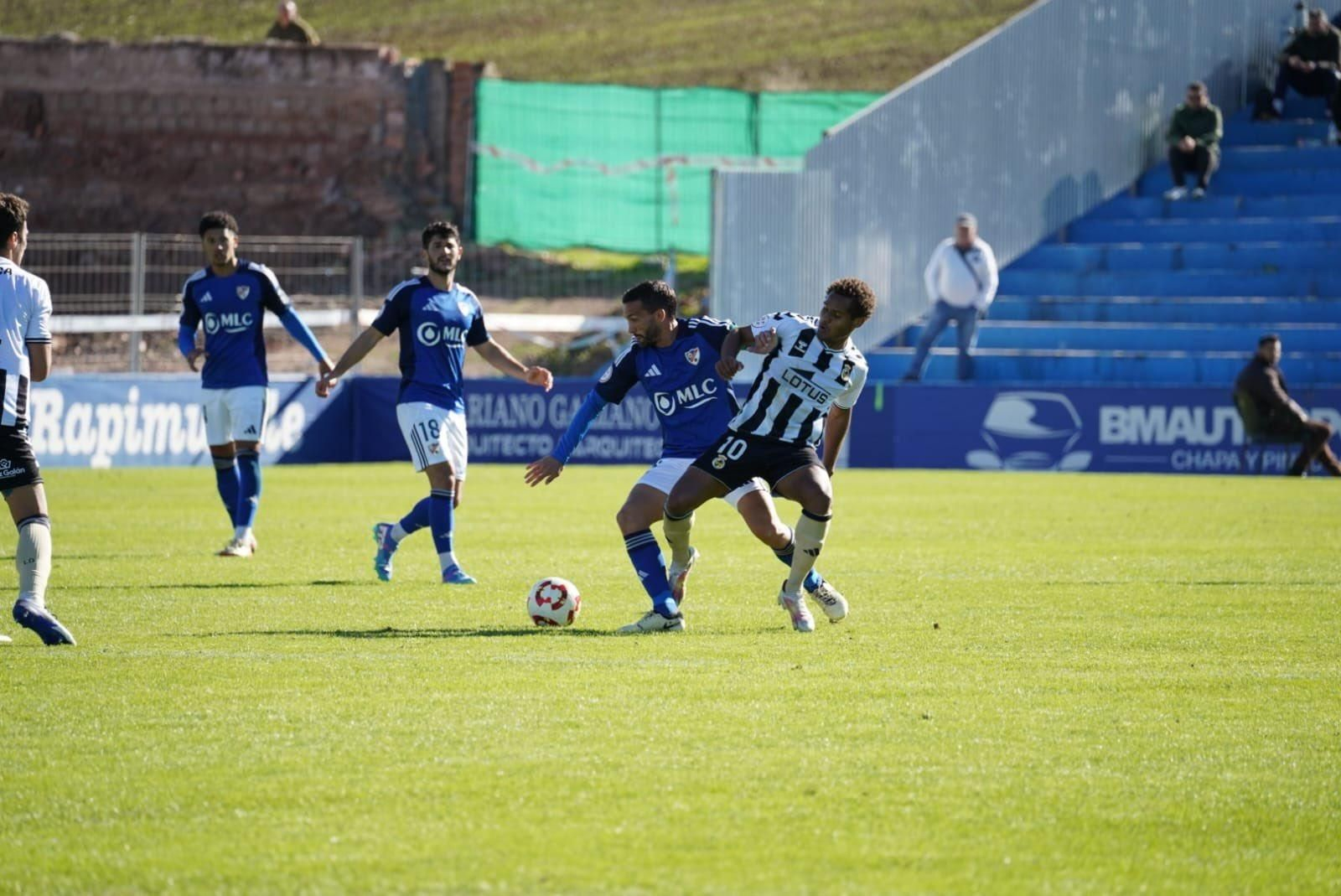 Las fotos del Linares Deportivo - Balona de Segunda Federación (1-0) Las fotos del Linares Deportivo - Balona de Segunda Federación (1-0)