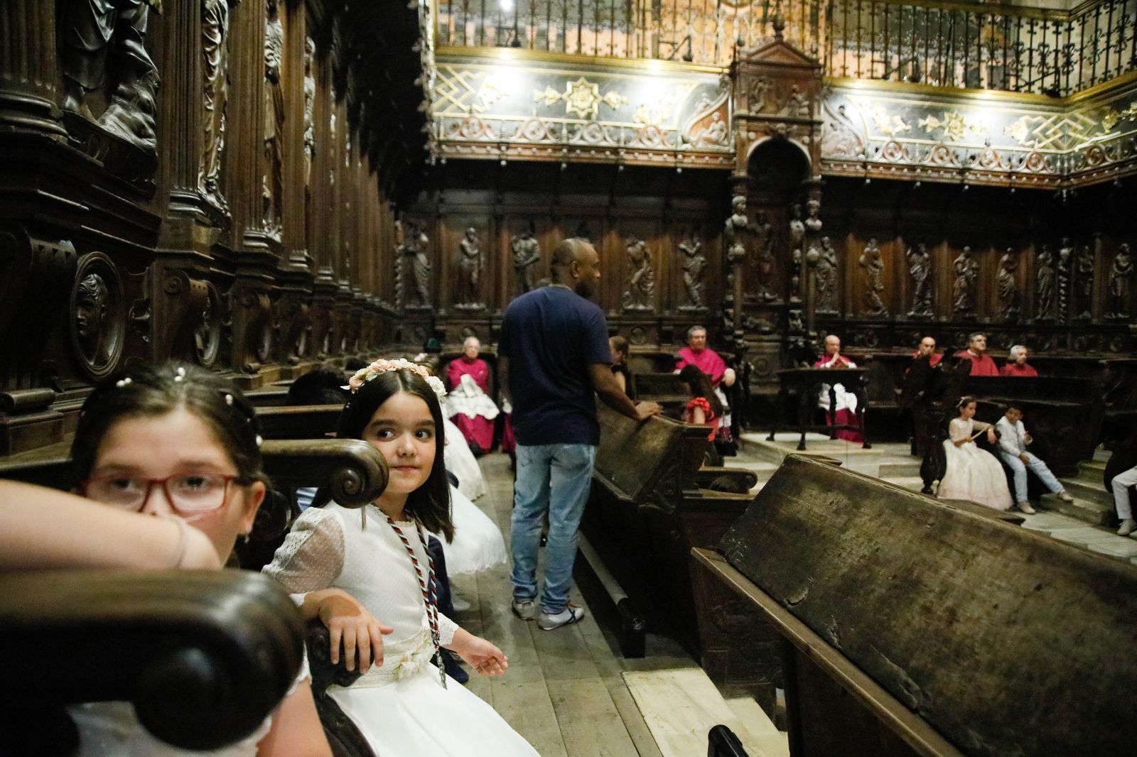 Imágenes de la procesión del Corpus Christi en Almería: así han sido la misa y la posterior marcha por la capital