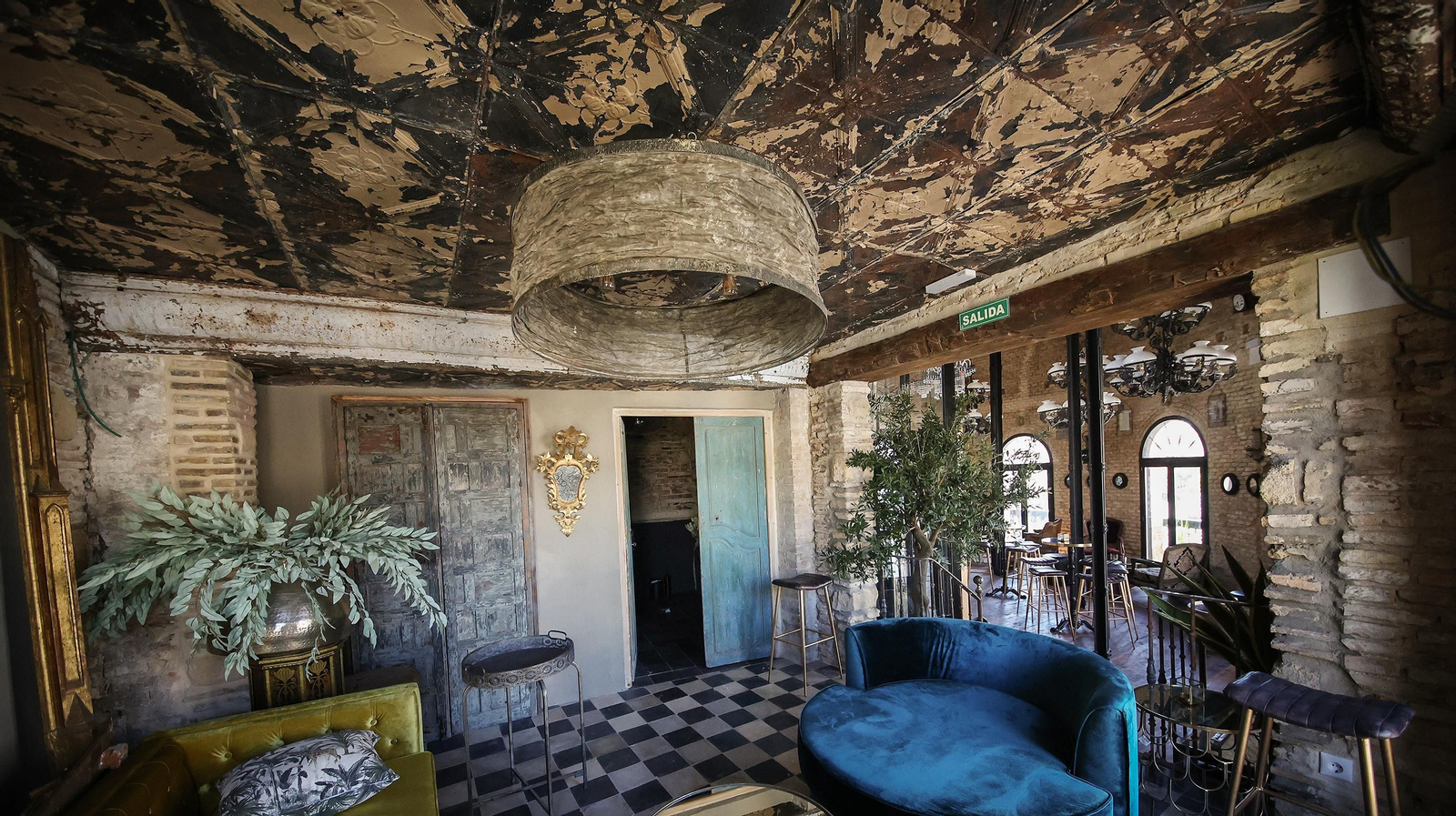 Así es El Gallo Azul