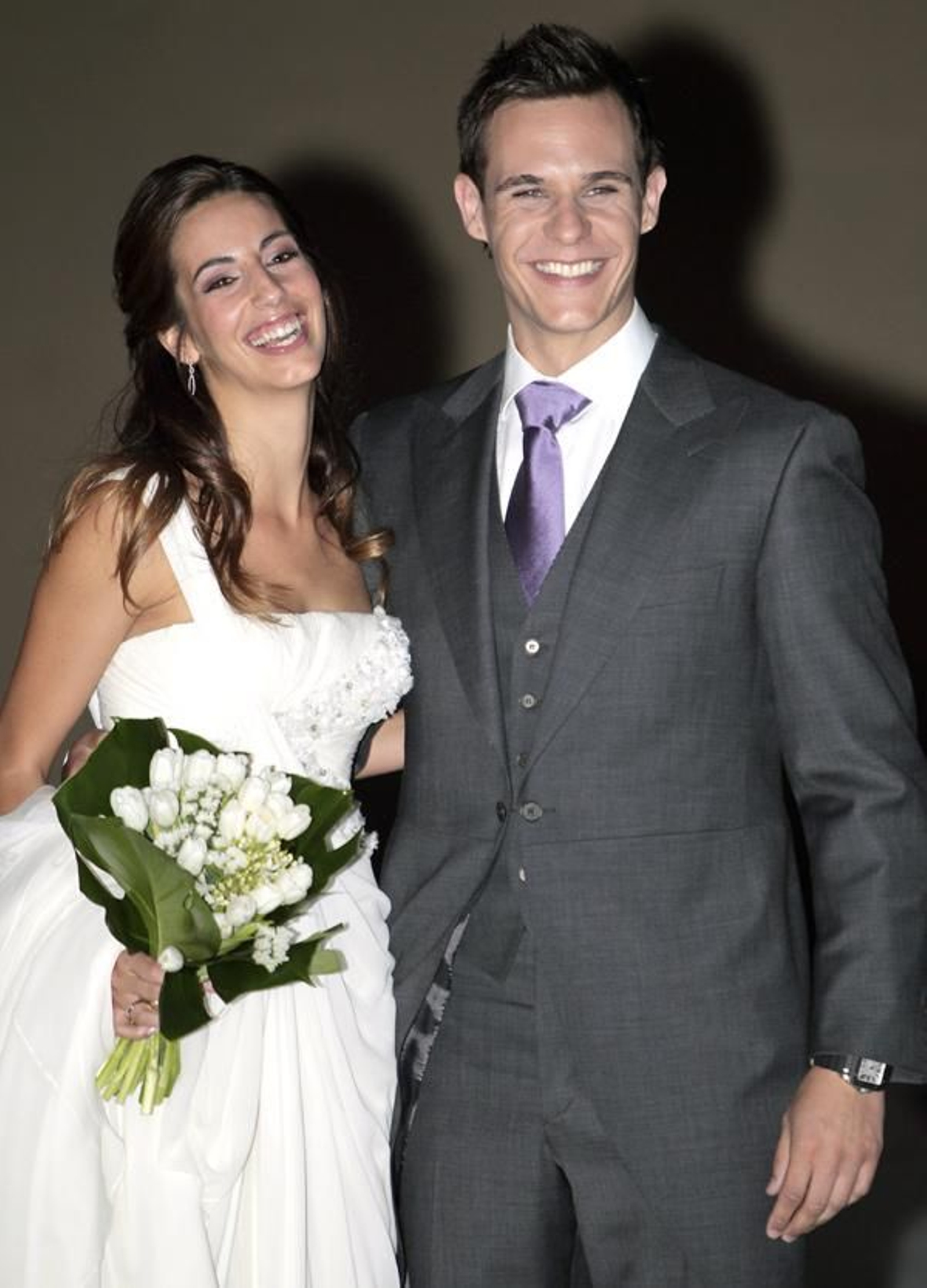 La pareja, en su boda en Torrelodones, localidad natal de él.