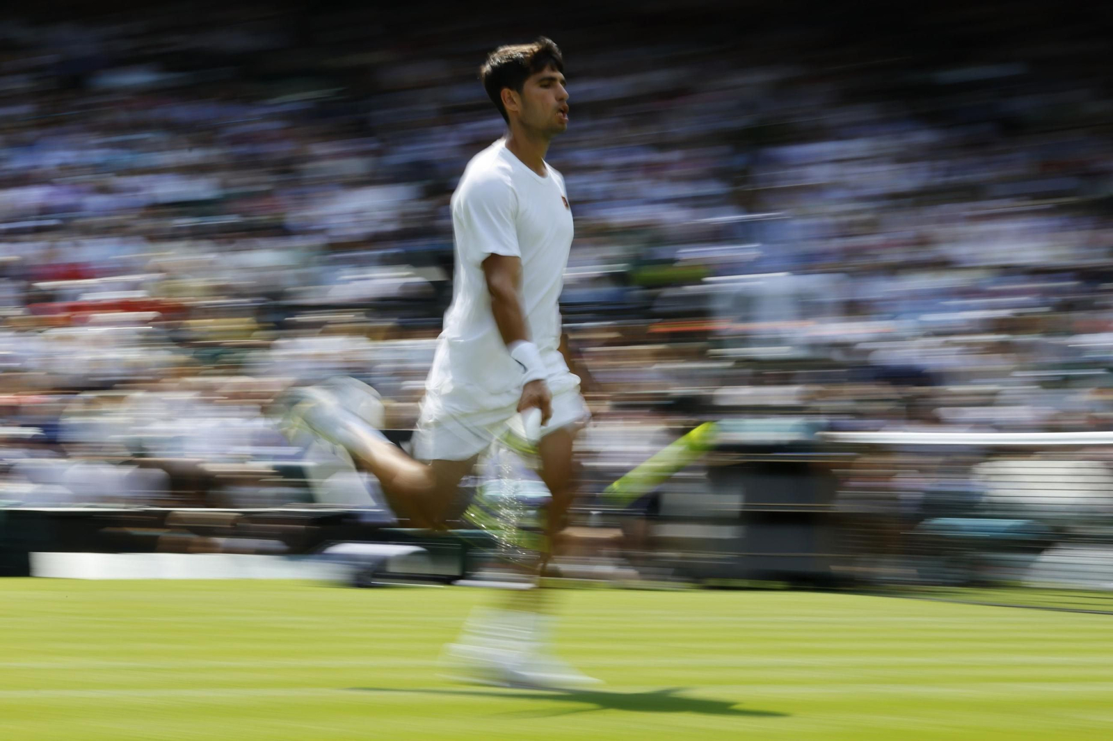 Las imágenes del debut de Alcaraz en Wimbledon y del resto de la jornada
