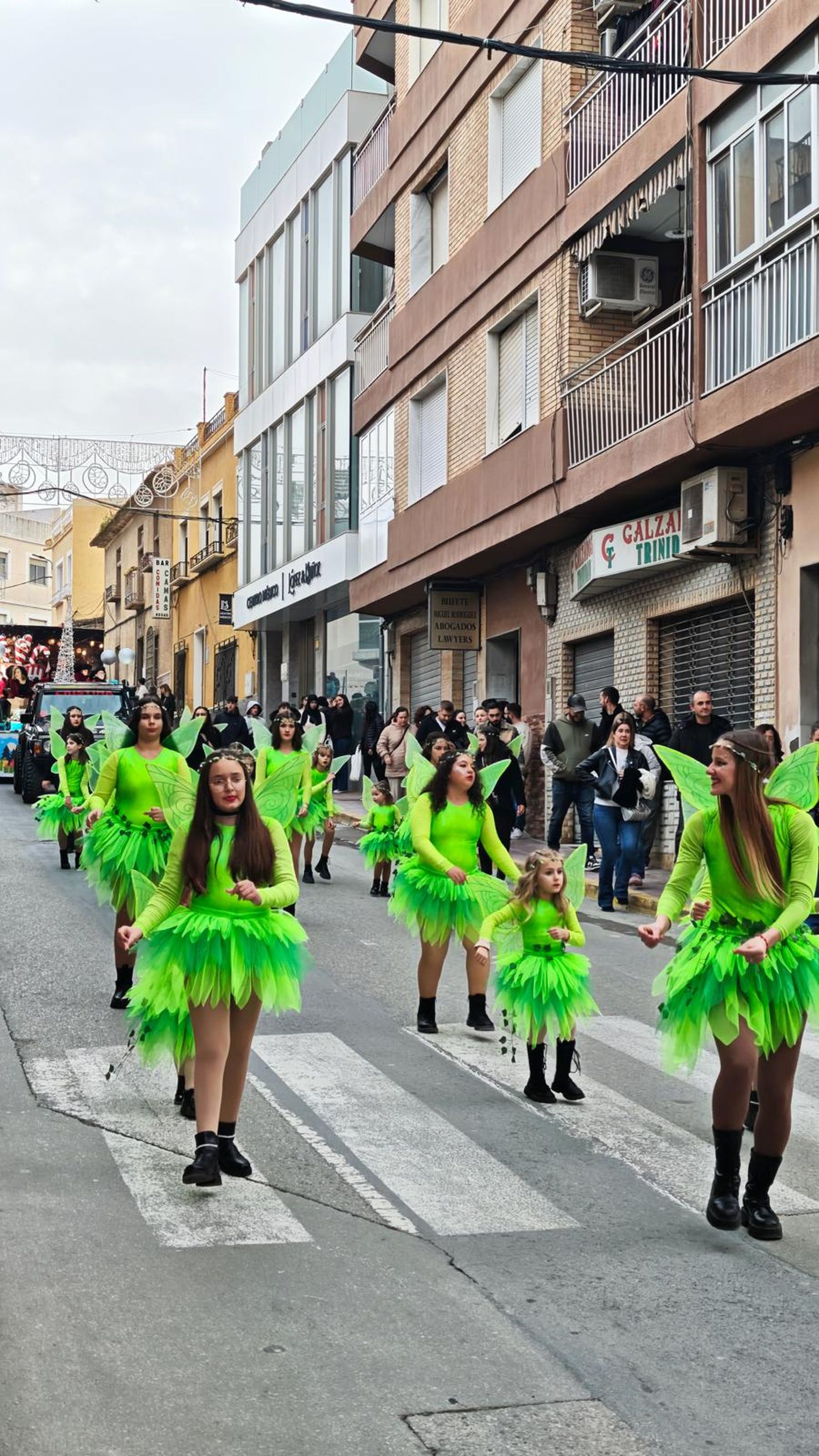 Imágenes de la cabalgata de Albox: los Reyes conquistan llenan de magia las calles