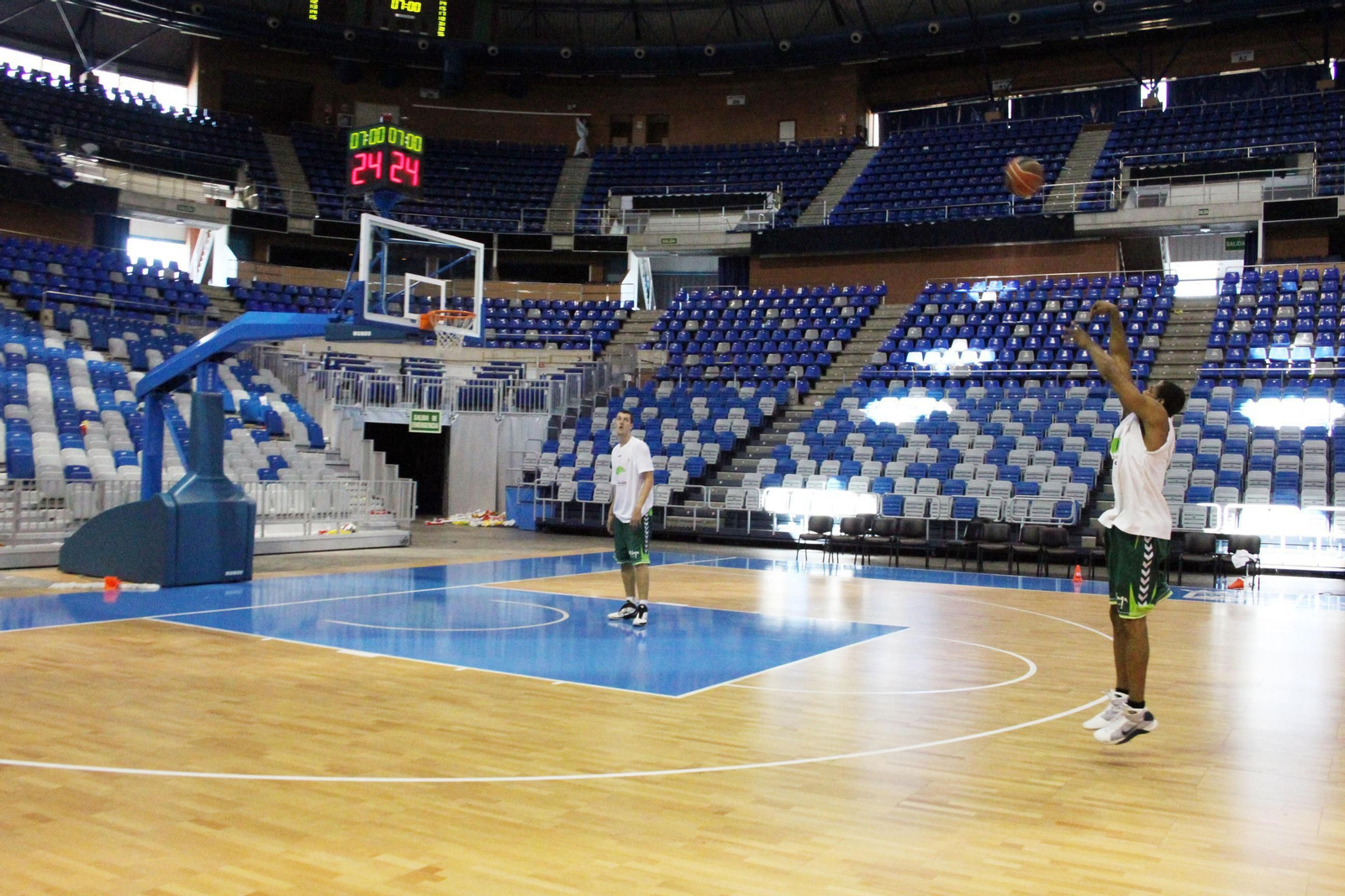 La carrera de Ognjen Kuzmic, en fotos