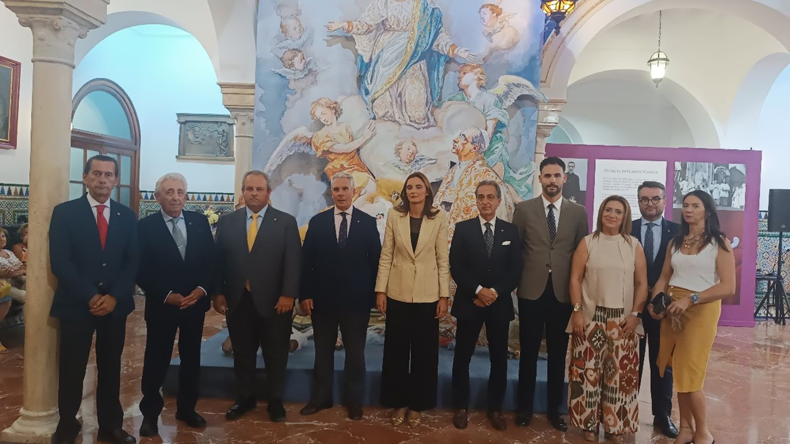 Acto de inauguración en el Mercantil