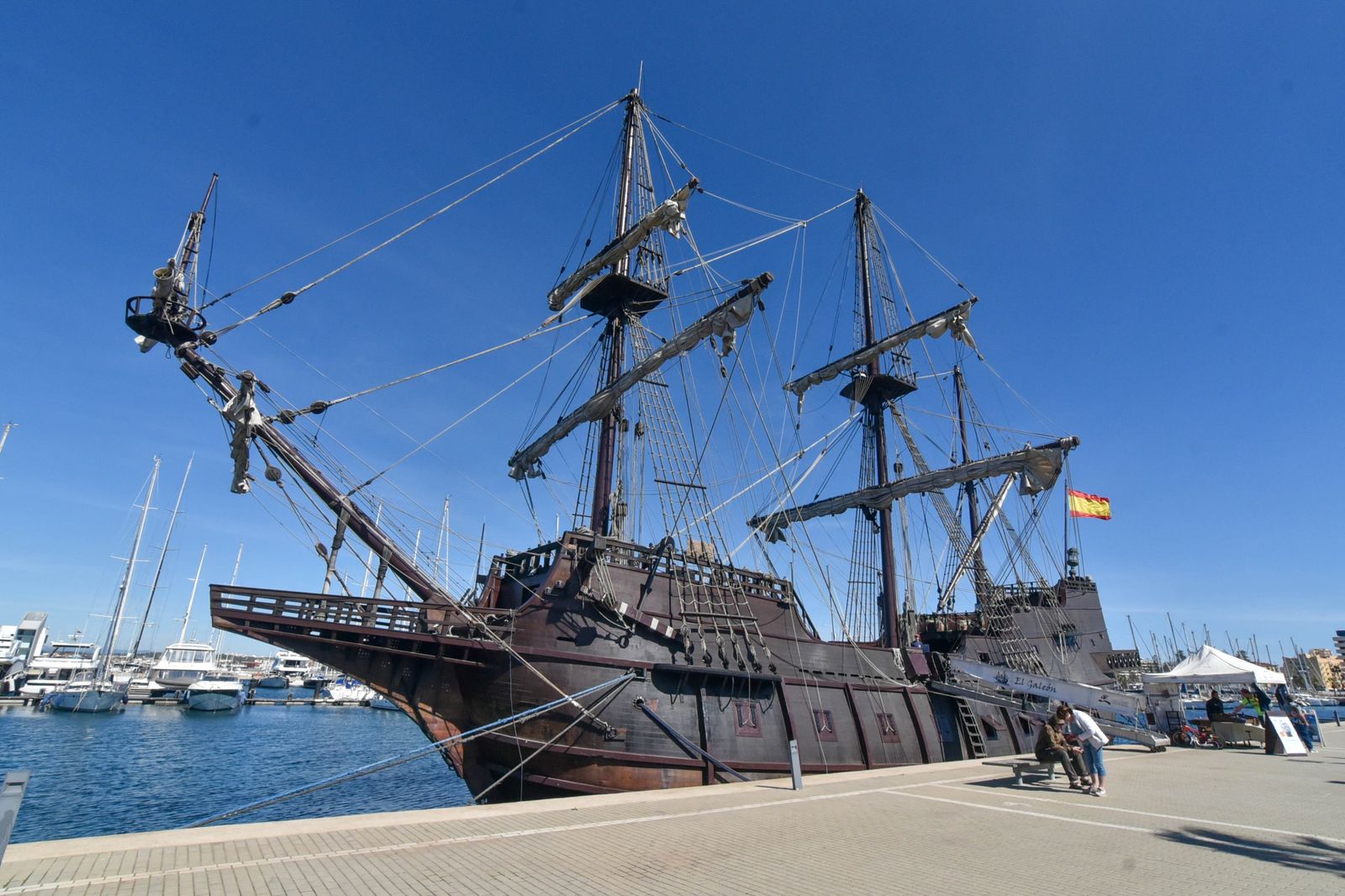 La réplica del Galeón Andalucía, que unió Asia y América, comienza una gira europea.