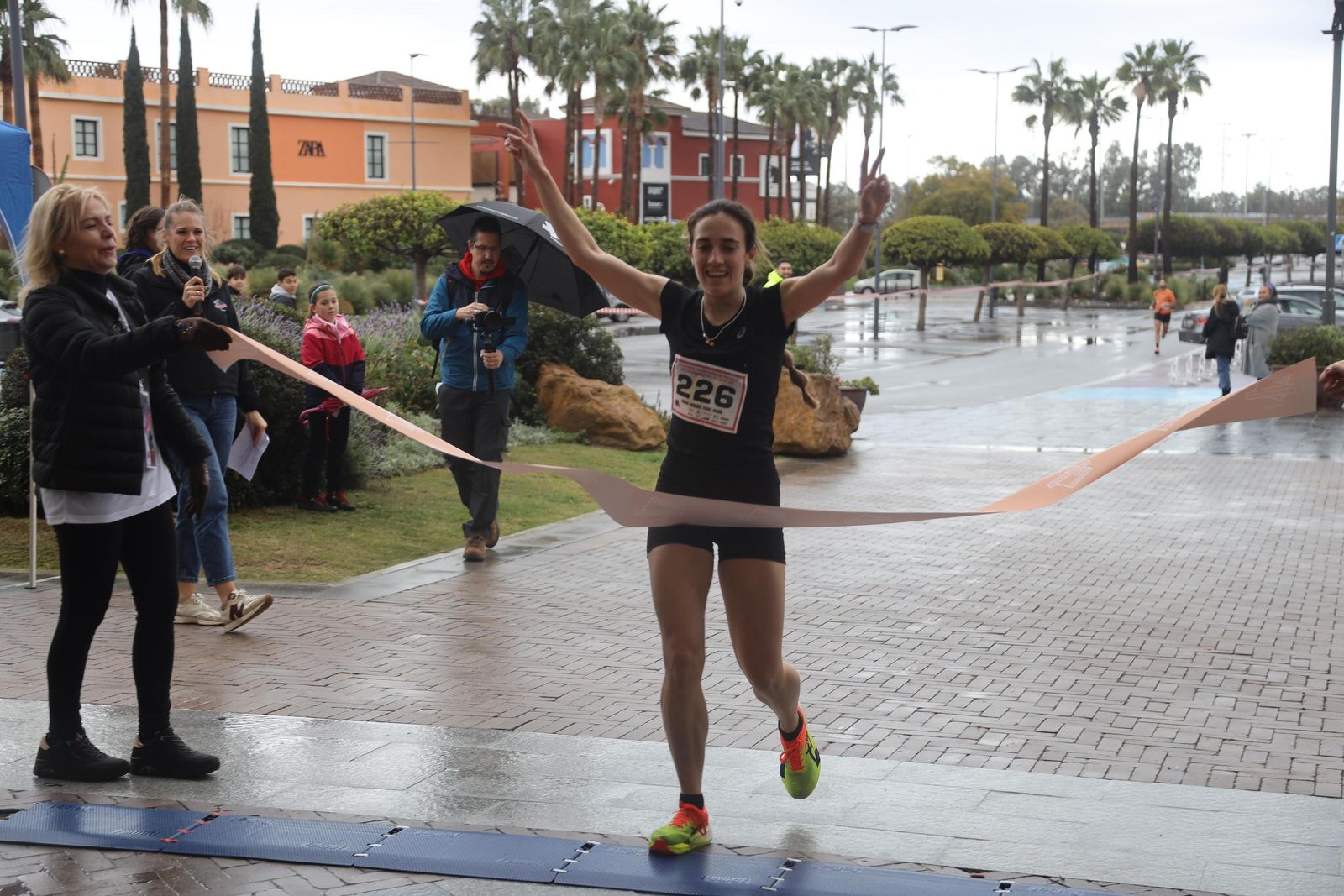 La Carrera por el Día Internacional de la Mujer en Málaga, en fotos