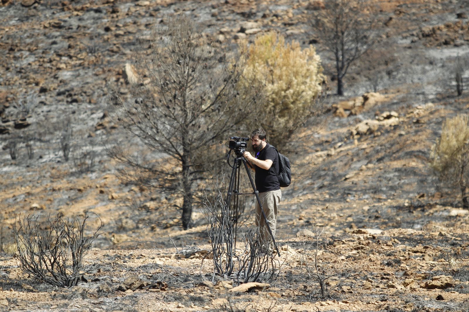 Fotogalería incendio extinguido Sierra de Gádor