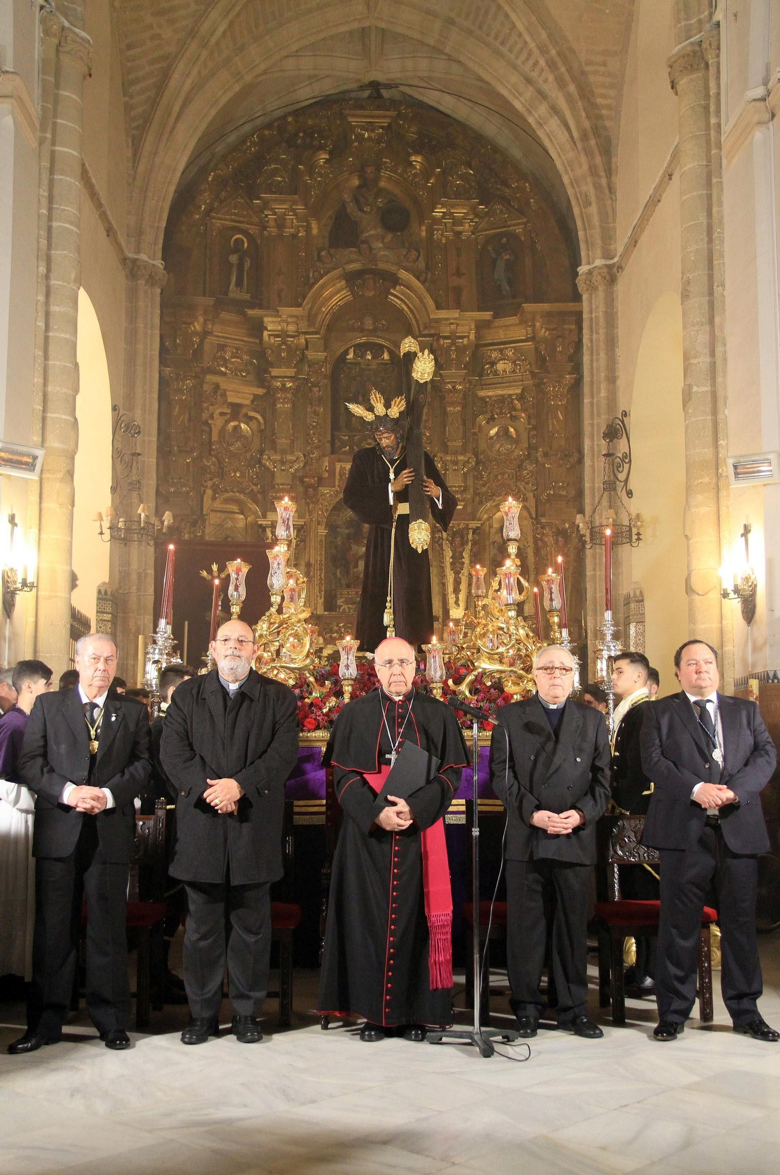 Imágenes del Vía Crucis Oficial de la Semana Santa presidido por el Señor de Pasión