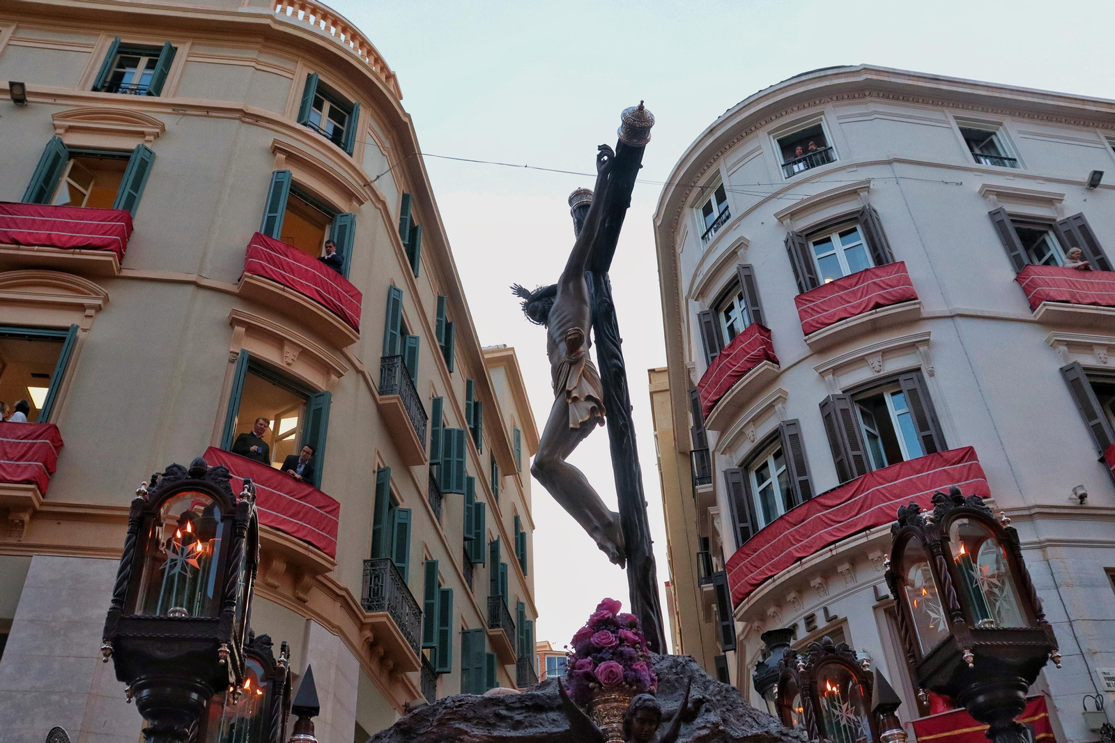 Las fotos de Vera+Cruz en el Jueves Santo de Málaga