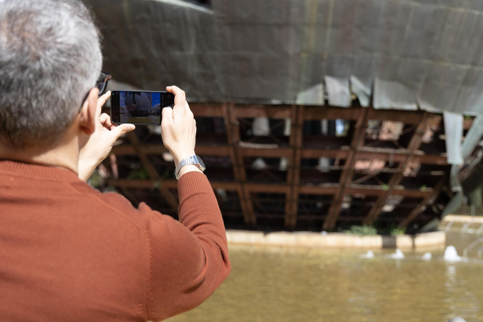 El lamentable estado de conservación del Huevo de Colón, todas las fotos