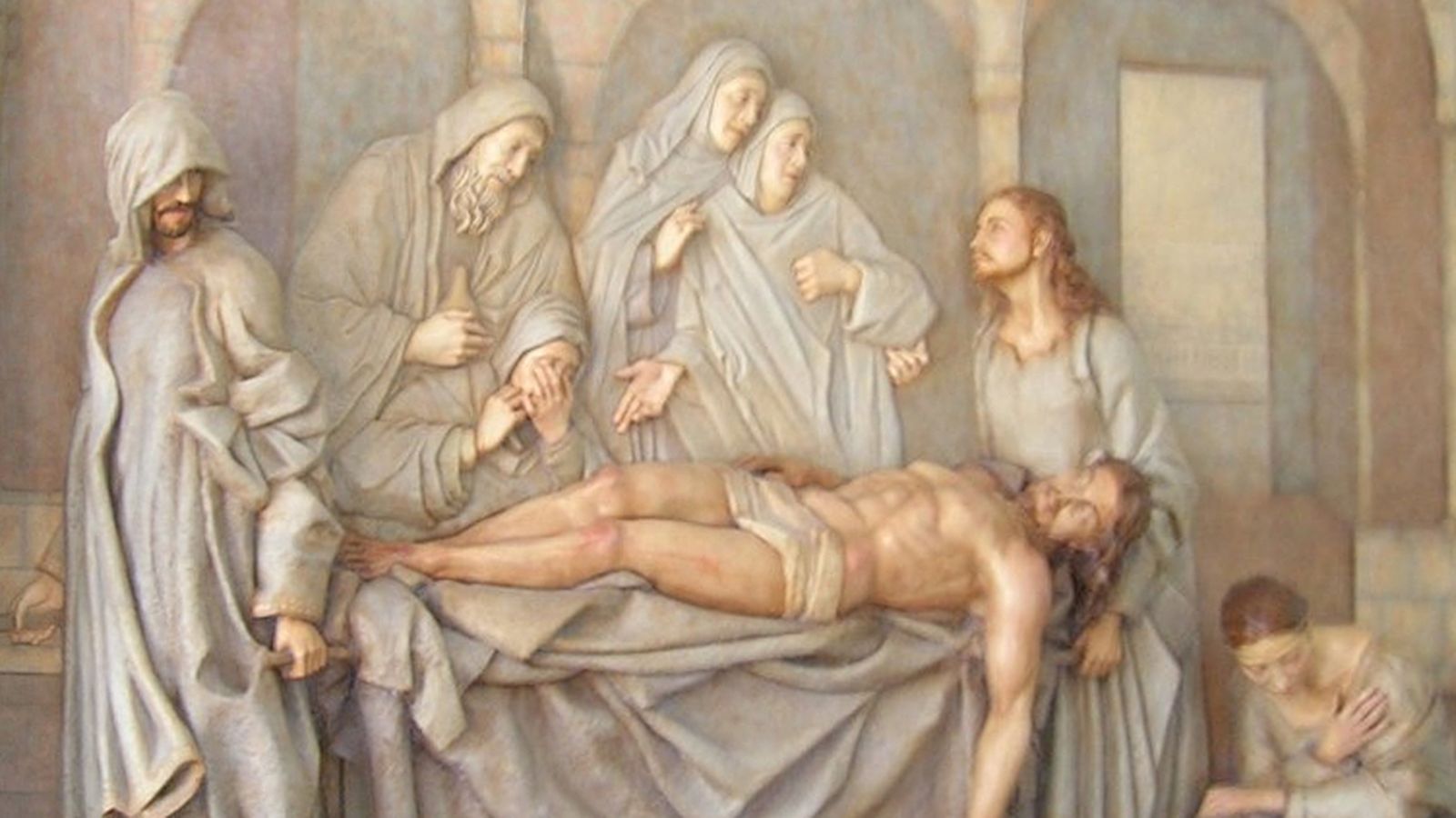 Bajo relieve de la artista jerezana.