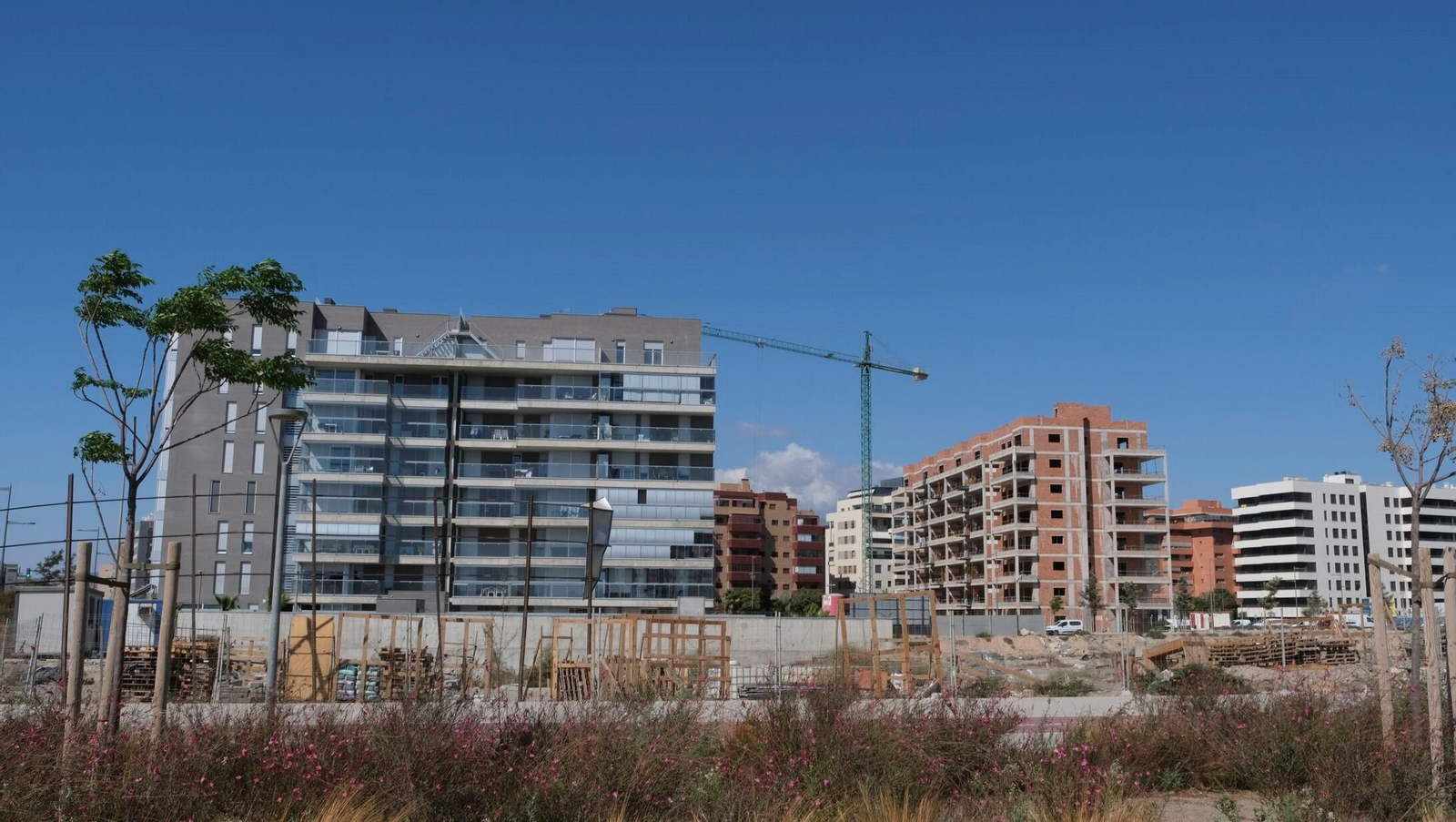 Obras de nuevas promociones es en La Vega de Acá de Almería capital.