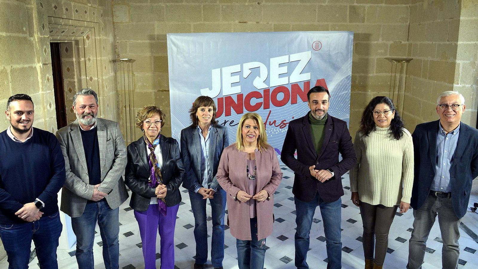 El equipo de gobierno municipal, en la presentación de 'Jerez funciona, Jerez ilusiona'.