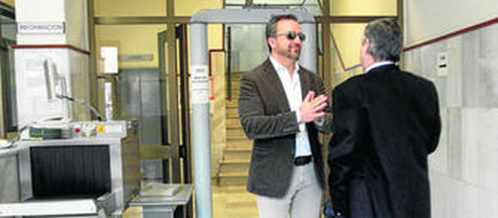 Jorge Moreno, en las puertas de los juzgados de San José, antes de comenzar su declaración.