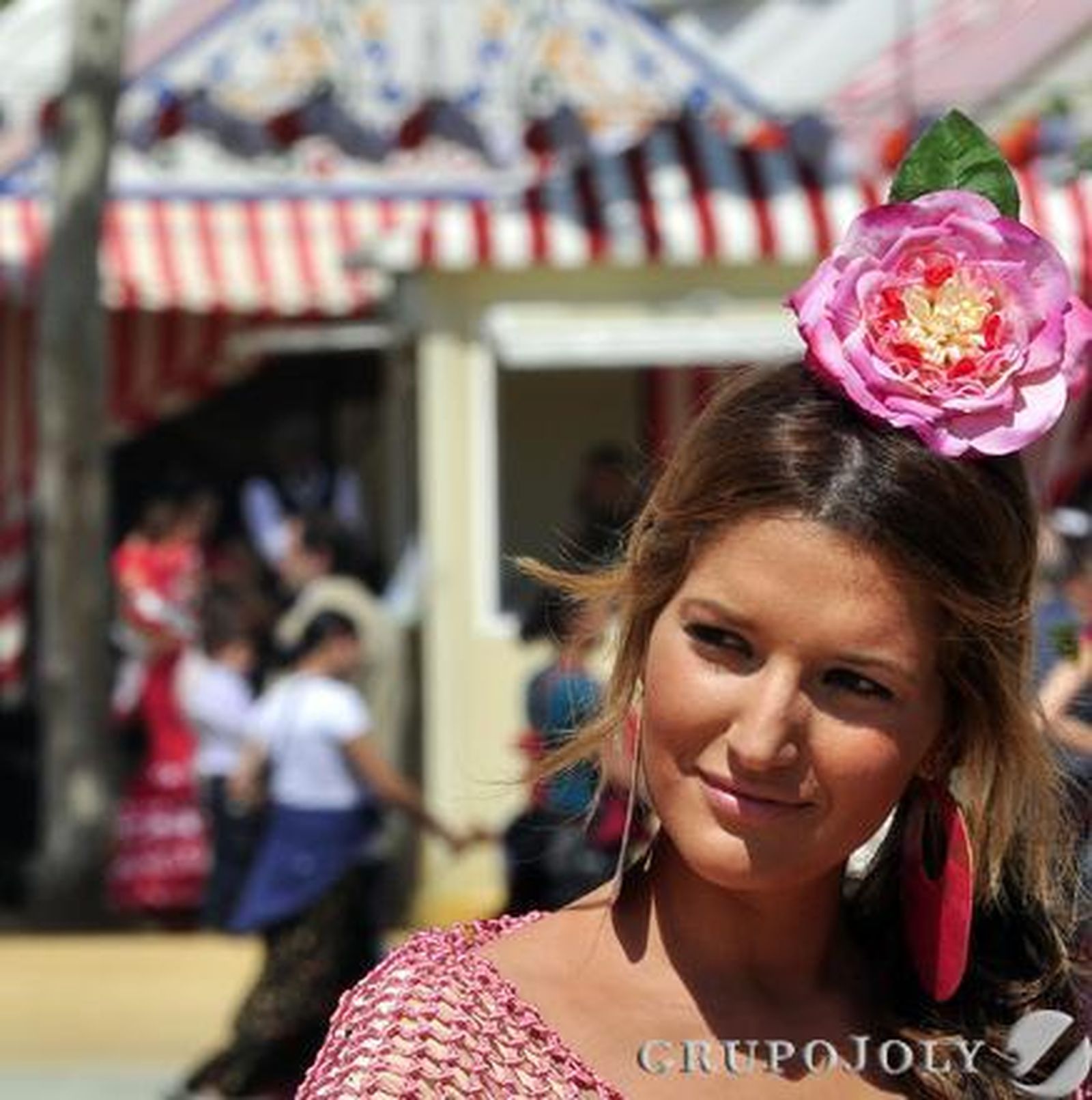Detalle de una joven flamenca.

Foto: Manuel Gómez