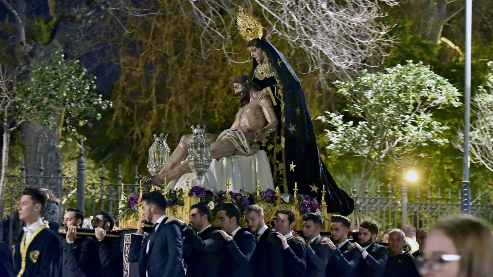Las fotos del Via Crucis Oficial del Consejo Local de Hermandades y Cofradías de Algeciras