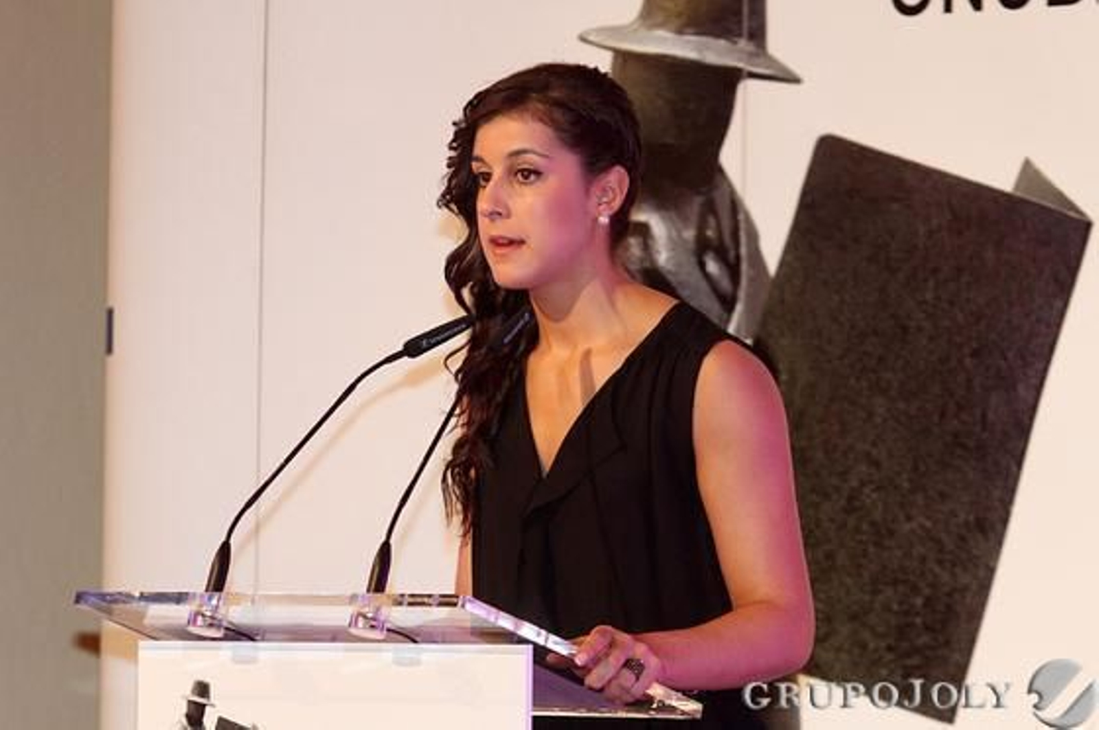 Carolina Marín, campeona del mundo de bádminton, durante su discurso de agradecimiento.

Foto: Alberto Dominguez/ Paqui Segarra