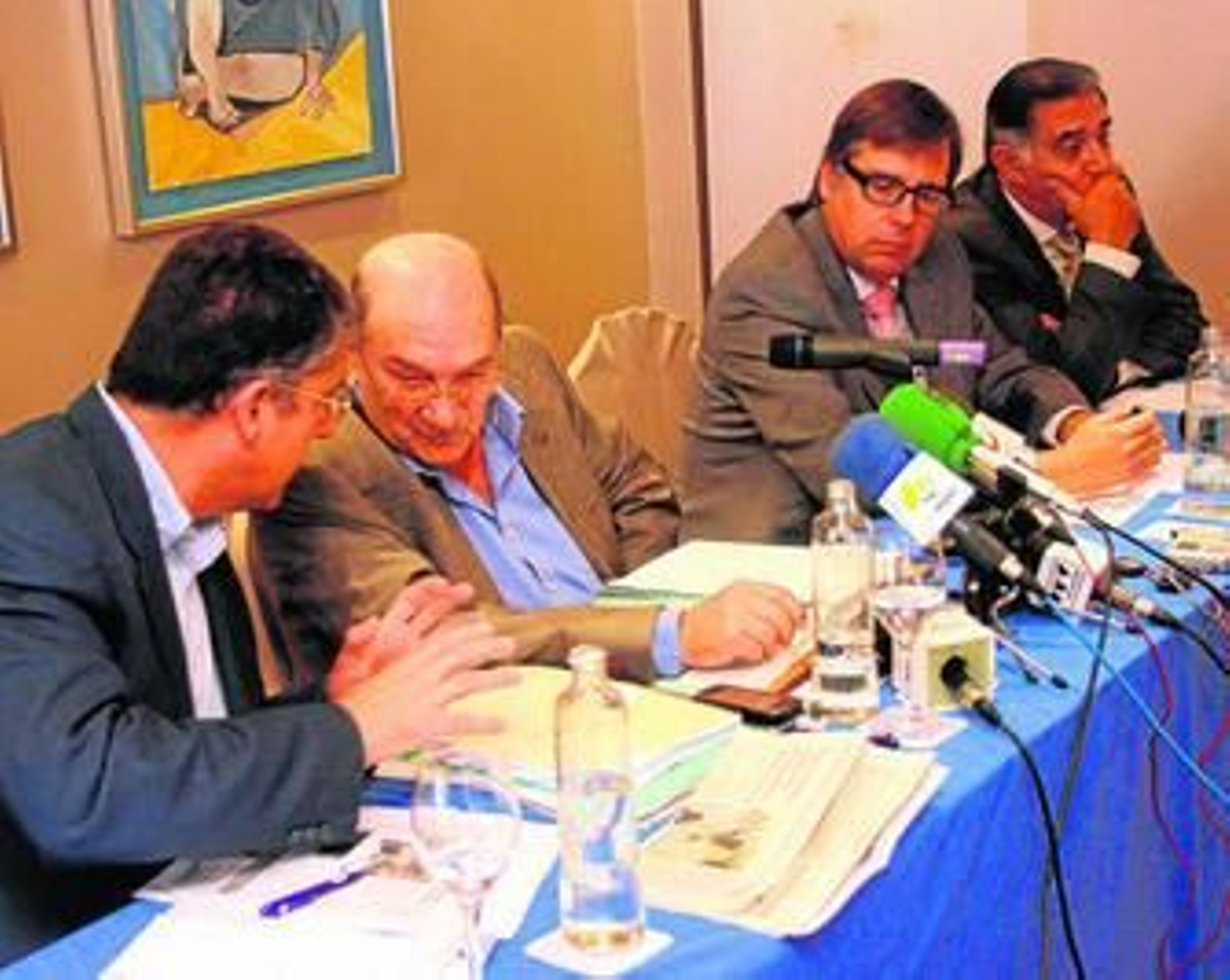 José Alberto Armijo, Salvador Vilches, José Carlos Escribano y Manuel Villafaina, ayer en el Foro.