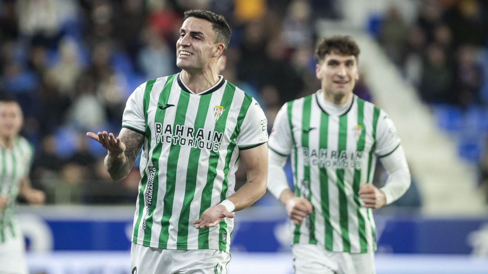 Carlos Isaac celebra el gol del triunfo del Córdoba CF en Huesca.