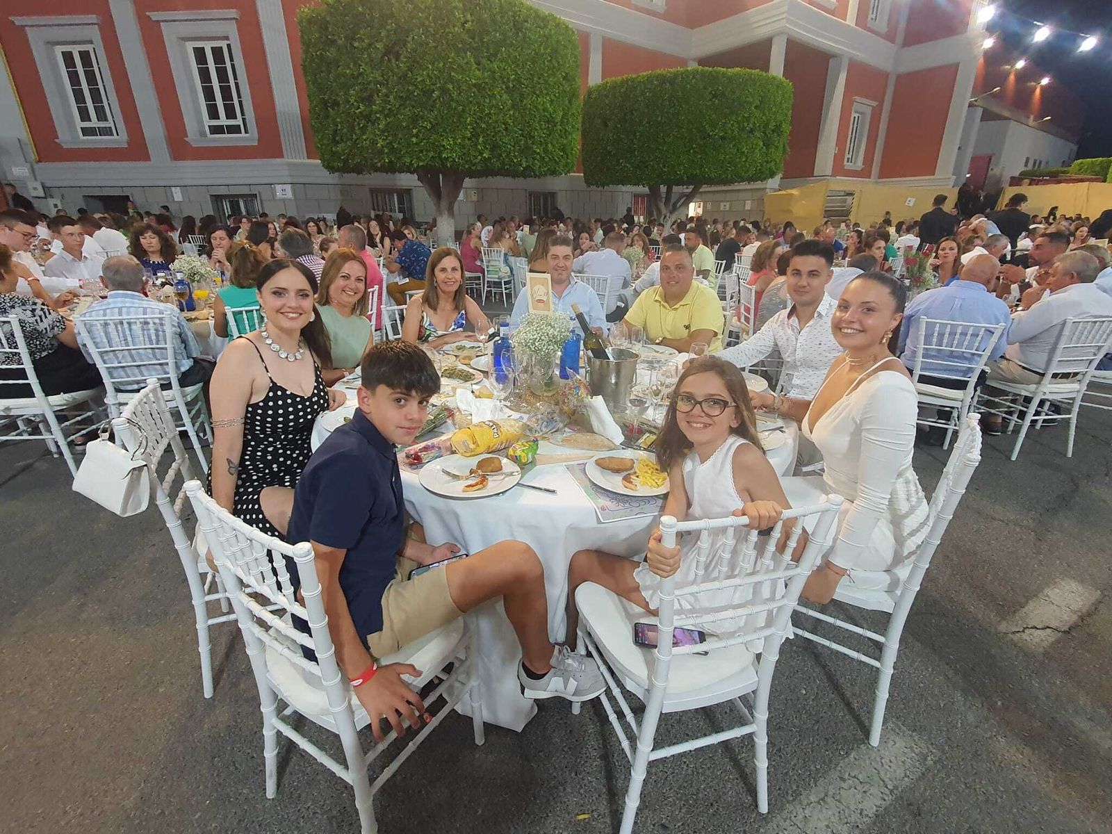 Vicasol celebra su multitudinaria cena anual con sus socios