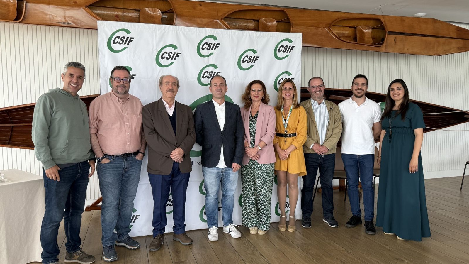 Representan a funcionarios y laborales, tanto en el PDI como en el PTGAS, de cualquier categoría profesional.