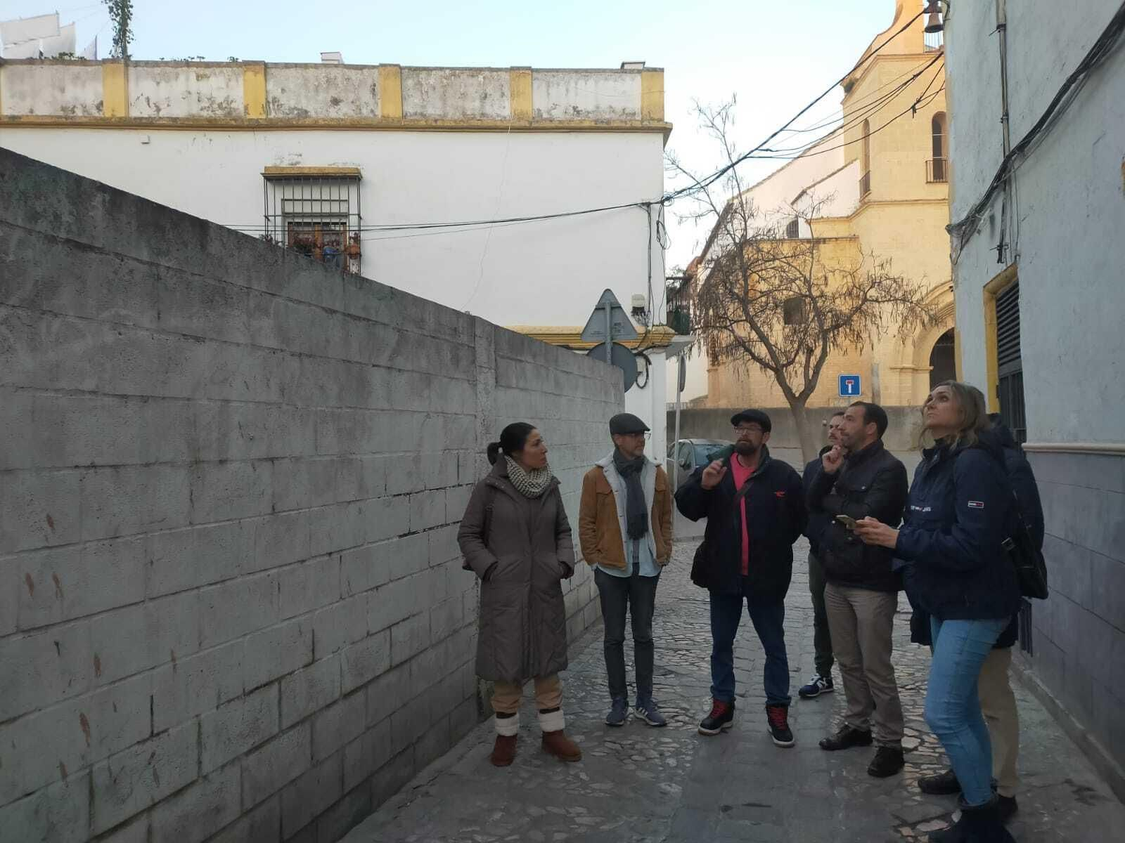 Casal repasa los problemas del centro histórico con la asociación vecinal.
