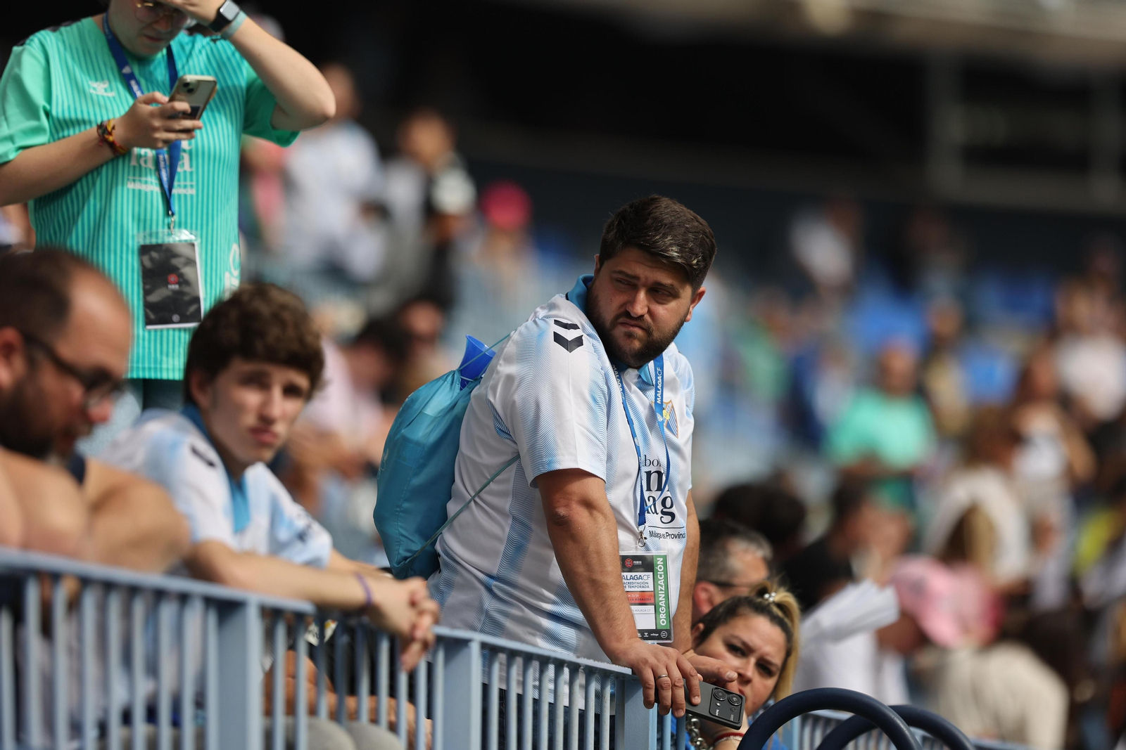 Búscate en las gradas de La Rosaleda durante el Málaga CF-AD Ceuta Búscate en las gradas de La Rosaleda durante el Málaga CF-AD Ceuta