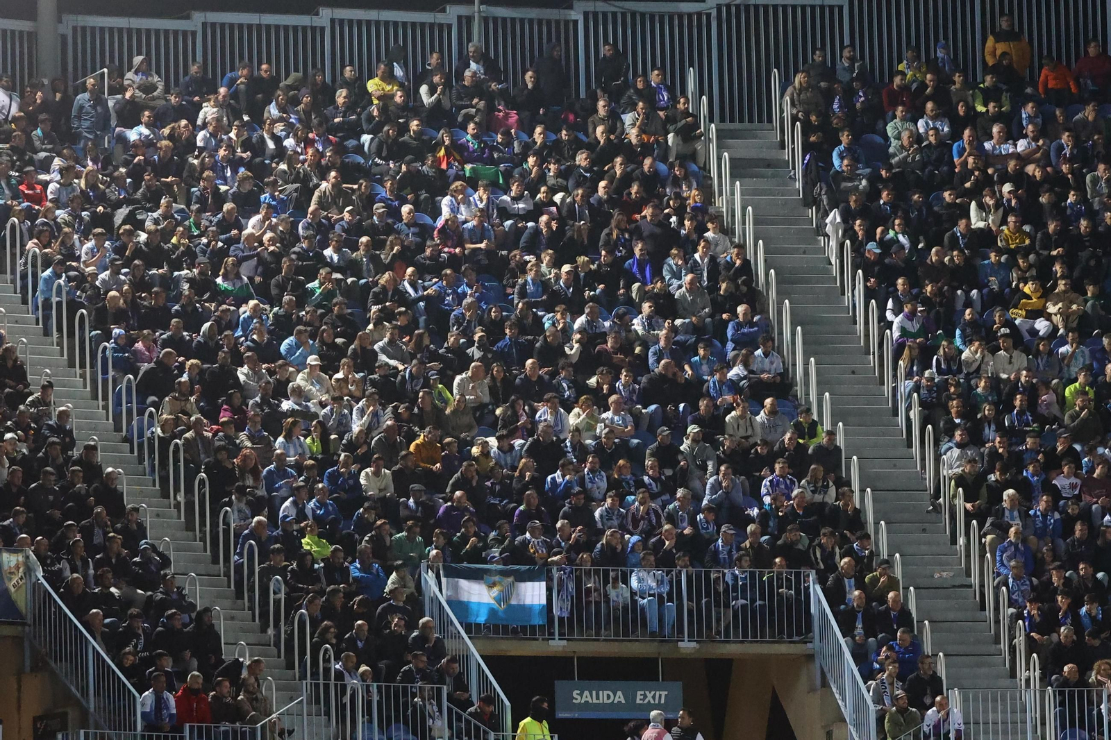 Búscate en las gradas en el Málaga-Deportivo