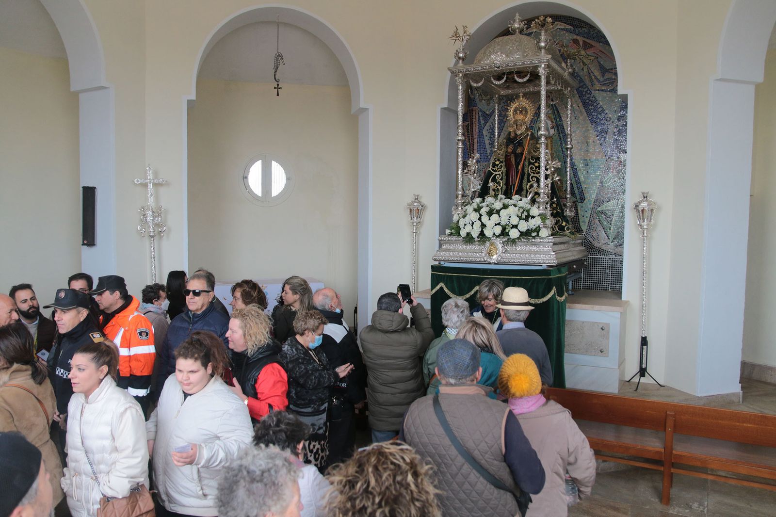 Miles de almerienses acuden a Torregarcía en la Romería de la Virgen del Mar