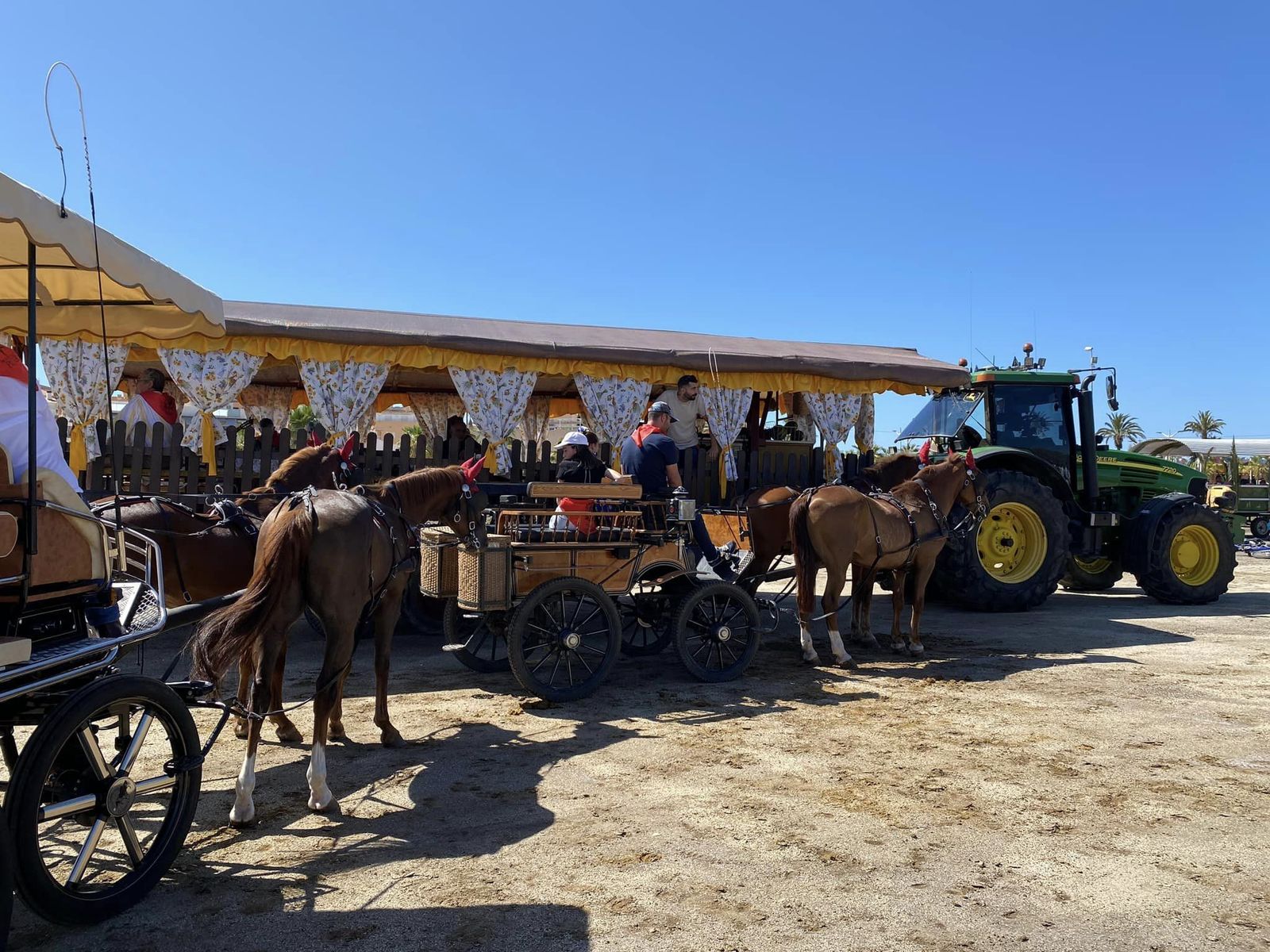 Encuentro de romeros y caballistas en Honor a la Virgen del Pilar de Jaravía