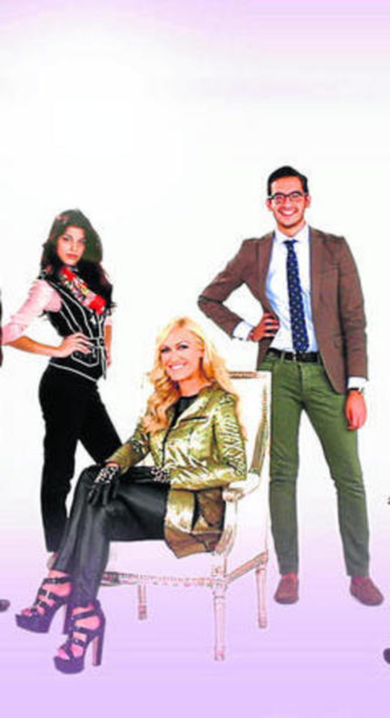 Luján Argüelles posa con dos de los niños de papá de este año.