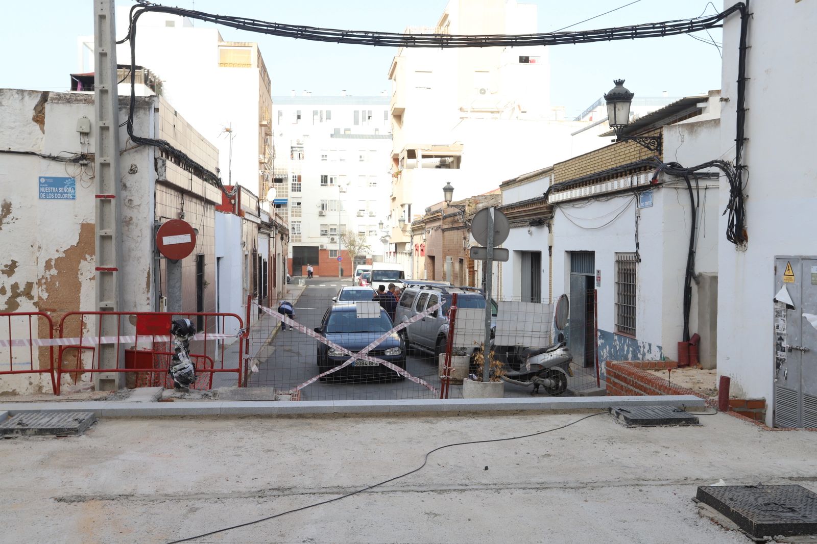 Las obras de peatonalización de la Plaza de Los Dolores, en imágenes
