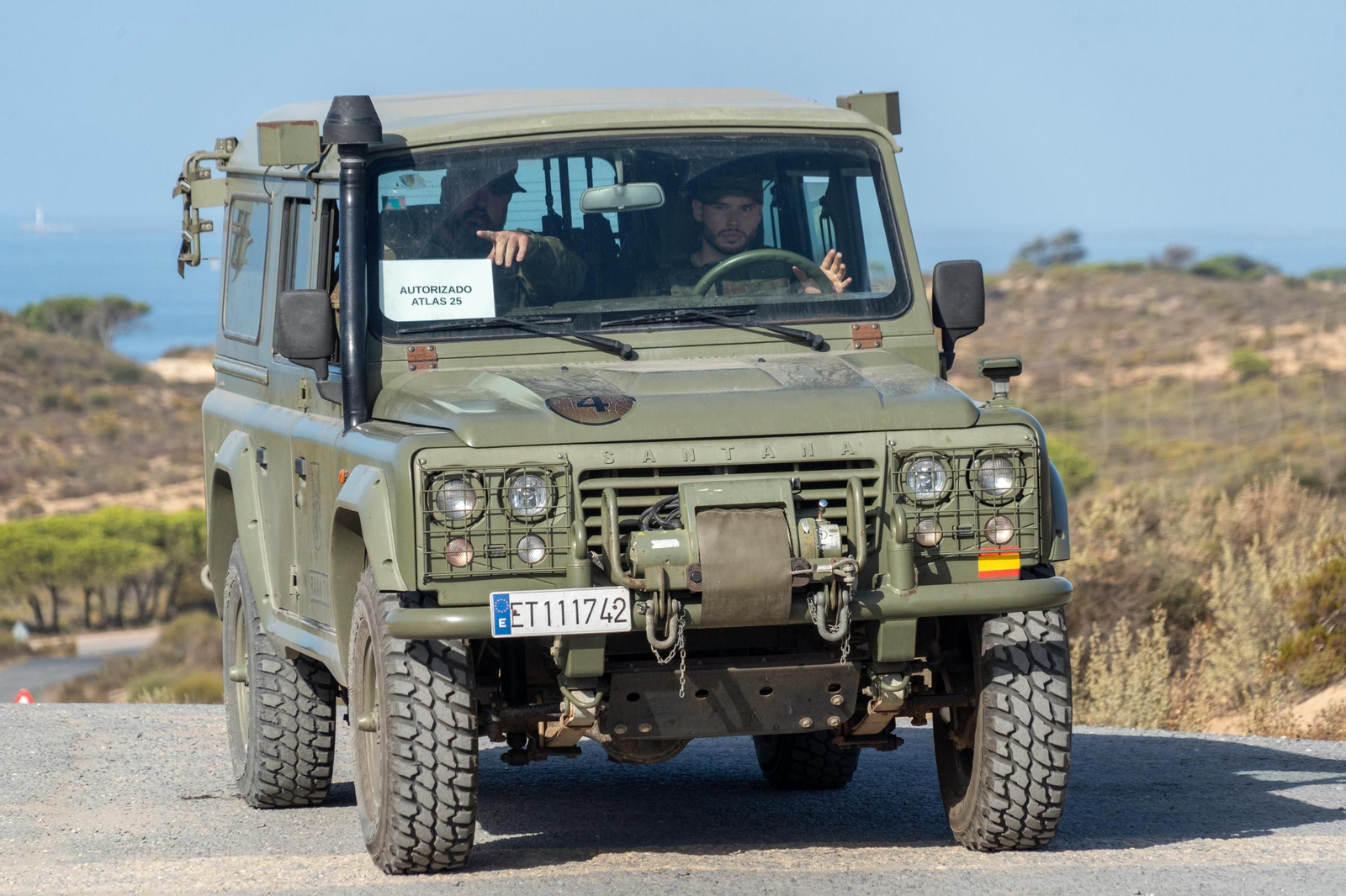 Las espectaculares imágenes del `Atlas 25´, ensayo militar contra drones en Huelva