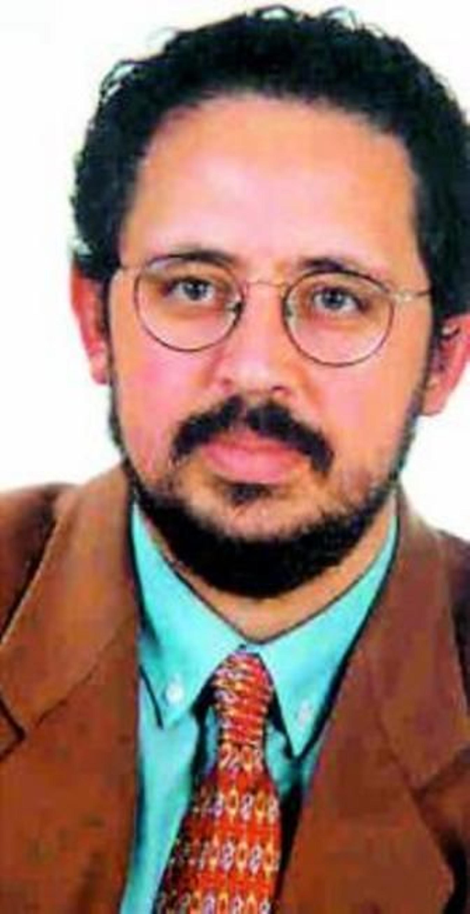 "La democracia laica reside en una modernización religiosa"