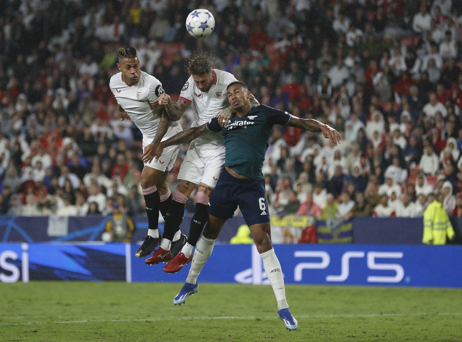Las fotos del Sevilla-Arsenal