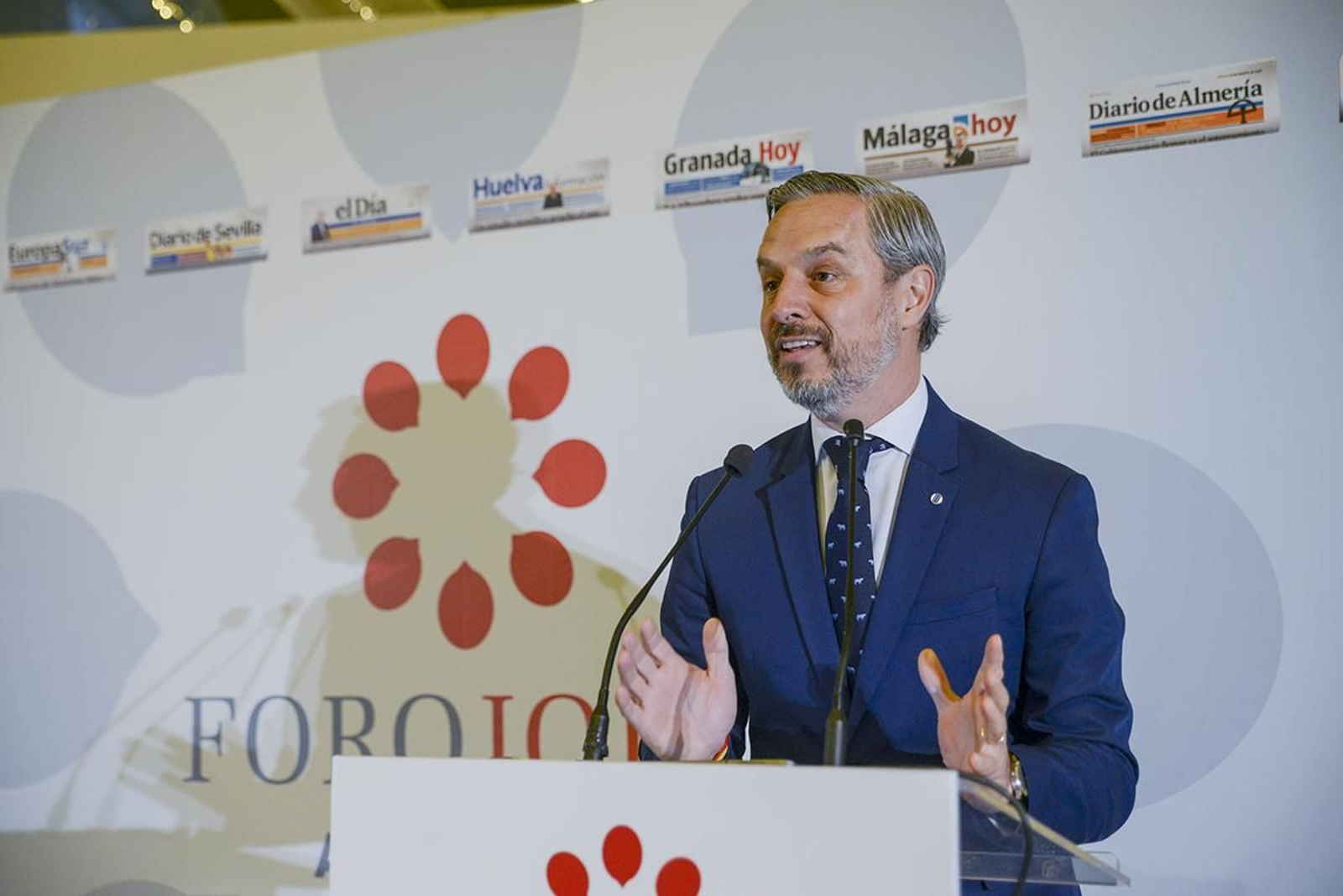 En imágenes: así ha sido el desayuno informativo de Jaén Hoy con el alcalde, Agustín González