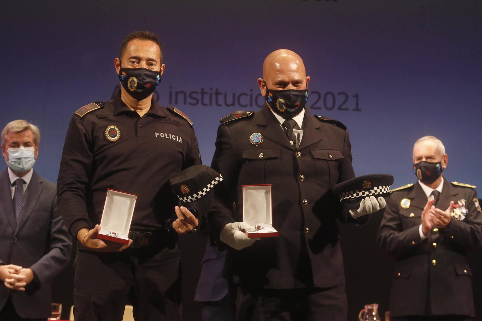 Las fotografías del acto de la Policía Local de Córdoba por el día de San Rafael