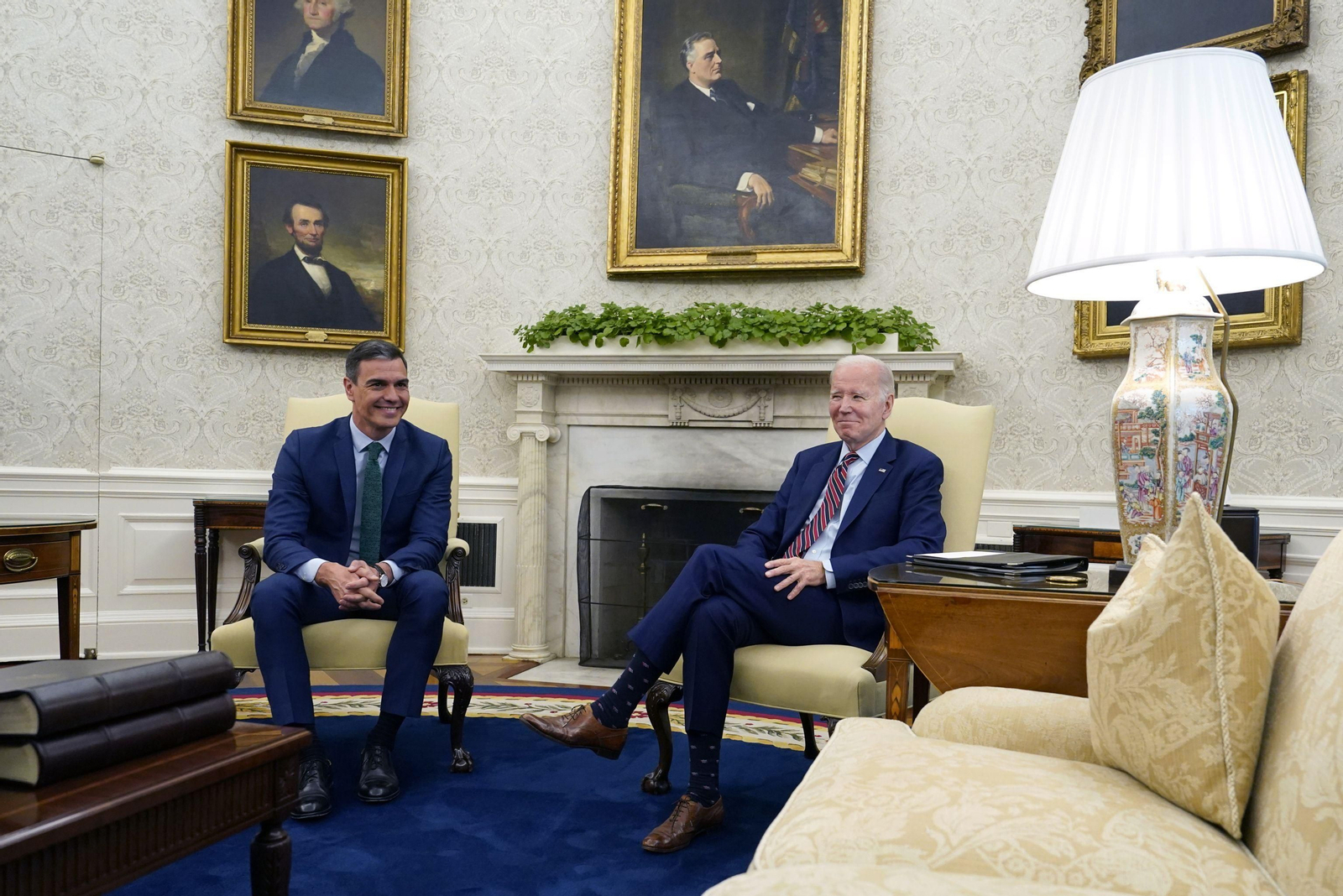 Pedro Sánchez, presidente del Gobierno español, y Joe Biden, su homólogo en Estados Unidos, se reunieron ayer en la Casa Blanca para tratar diversos temas de actualidad.