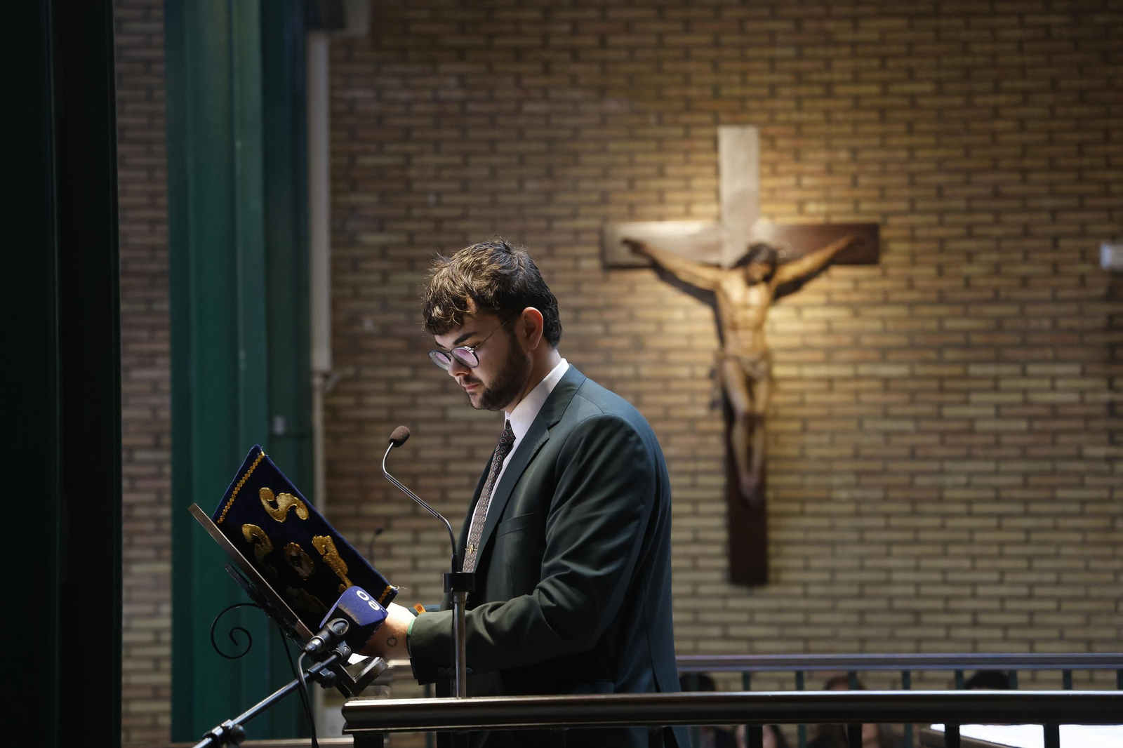 Las fotos del pregón juvenil de la Semana Santa de Algeciras a cargo de Manuel Garnica