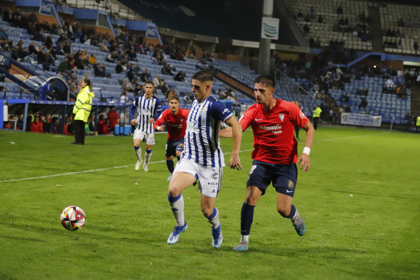 Imágenes del encuentro entre el Recreativo Huelva y el San Fernando