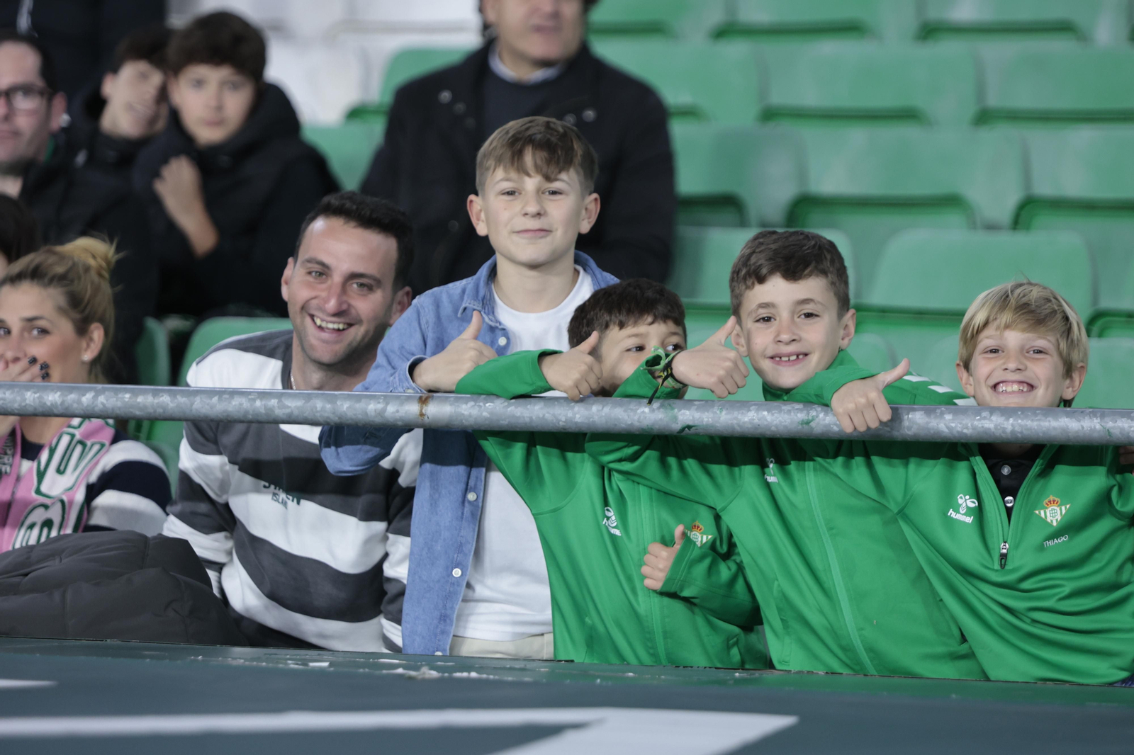 Búscate en las gradas del Villamarín