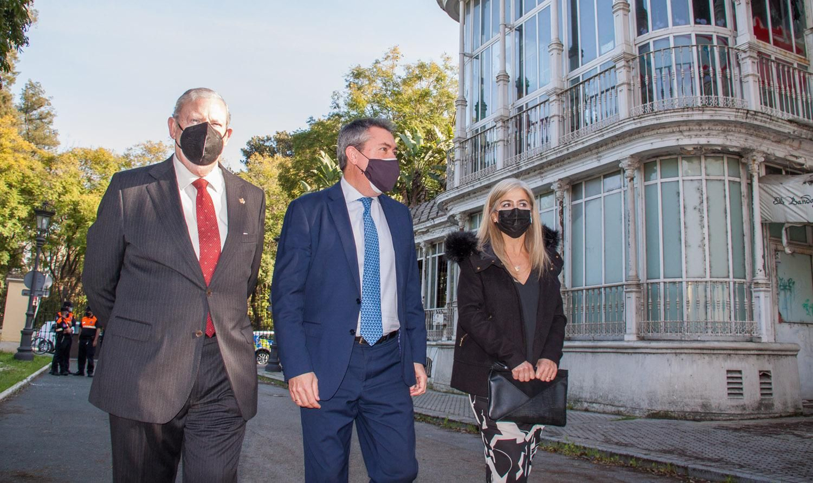 Presentada "Cuaresma en Sevilla"  en el Teatro Lope de Vega