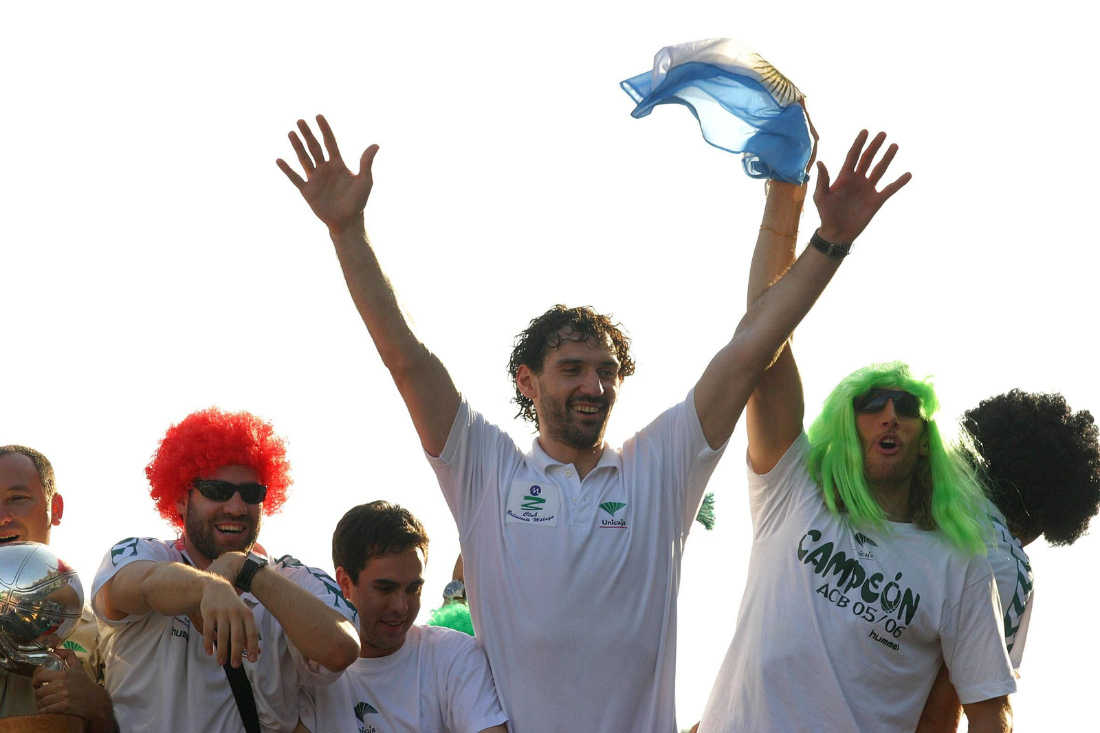 Jorge Garbajosa celebra el título de ACB con el Unicaja.