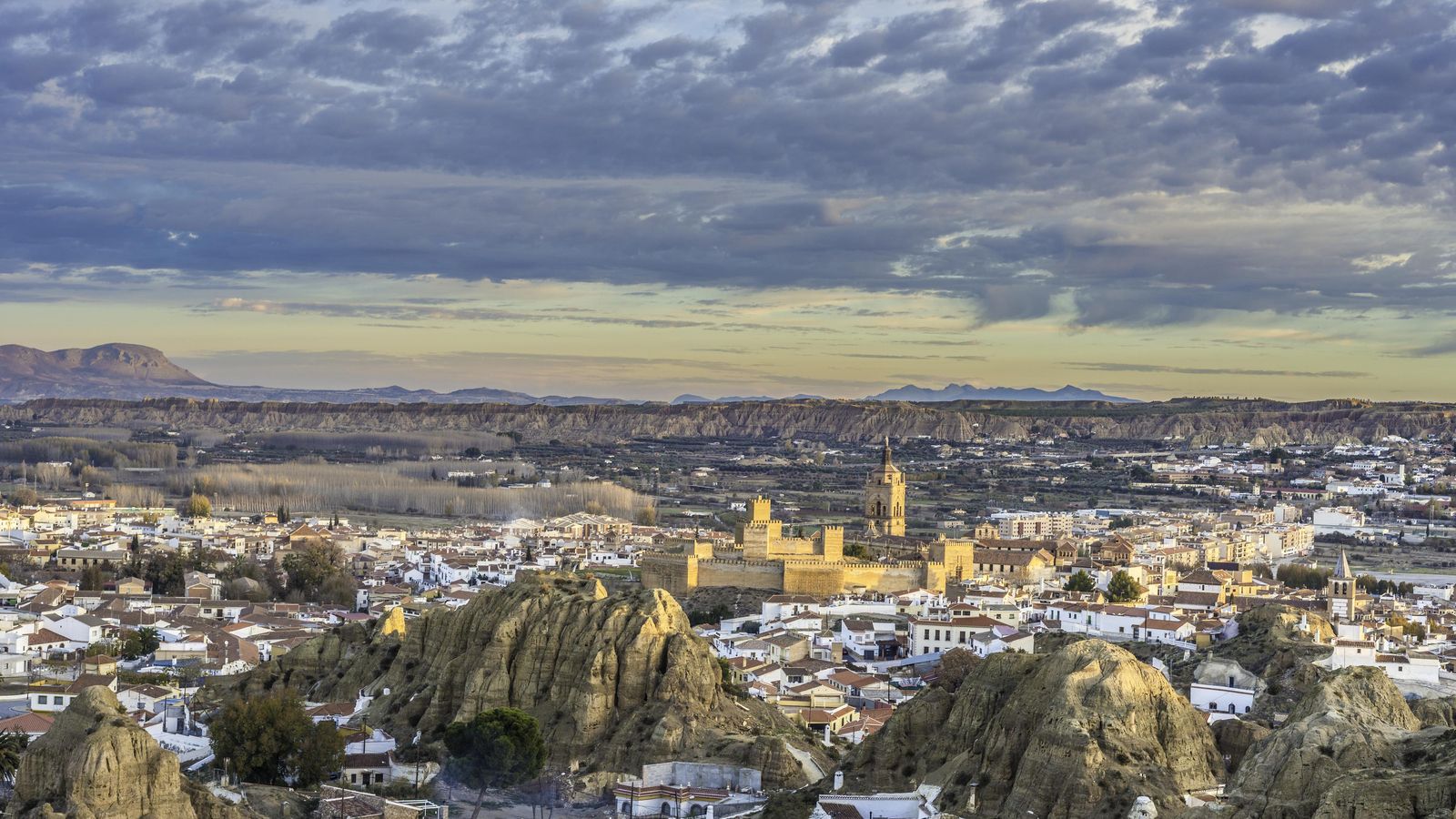 Guadix, el pueblo más popular de Granada