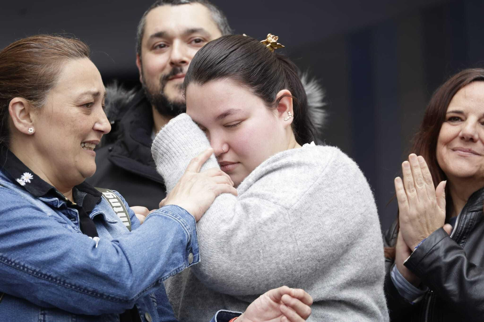 Emoción en la entrega de llaves de las casas de Doctor Marañón en Cádiz