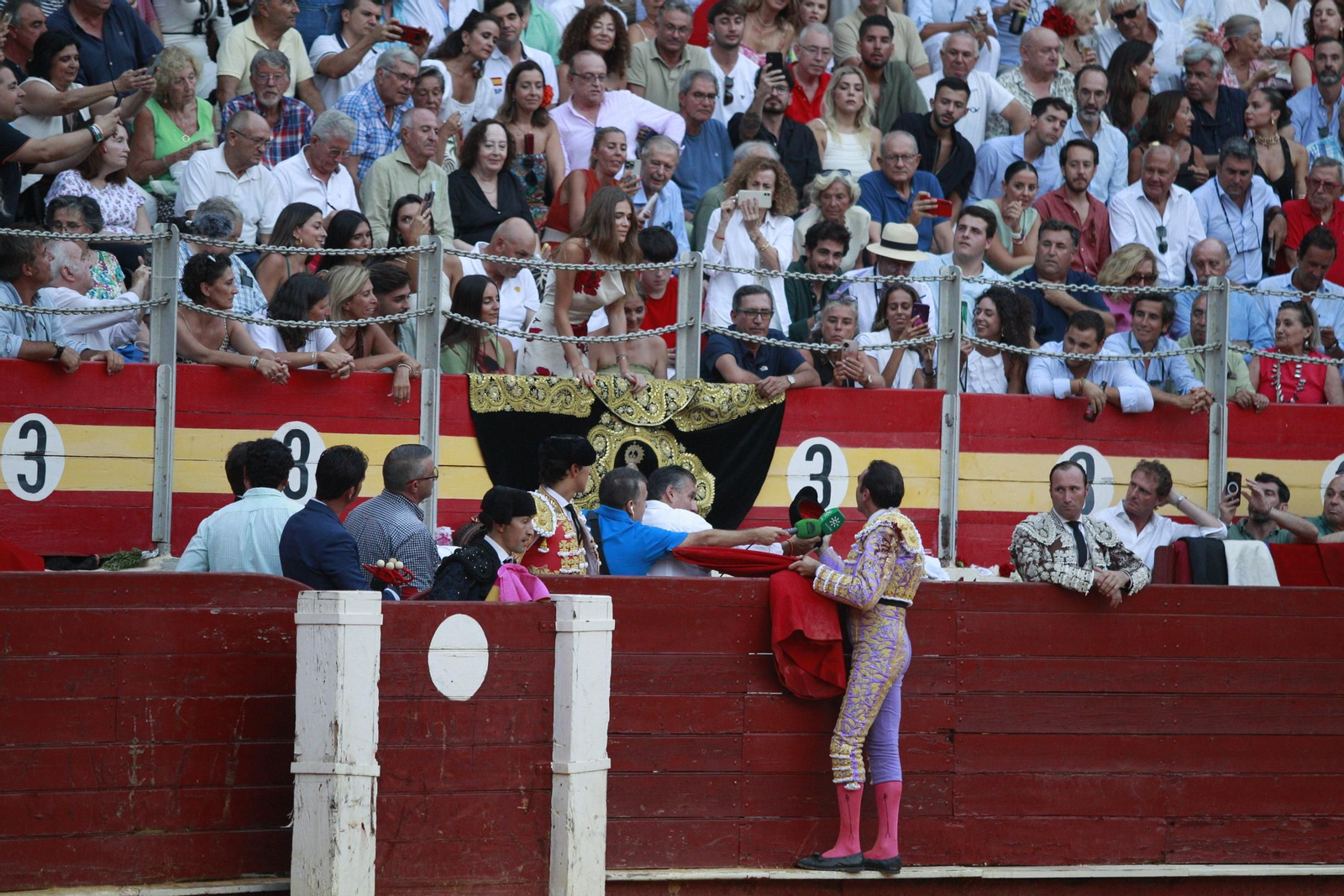 La despedida del torero Enrique Ponce de la Feria de Almería 2024, en imágenes