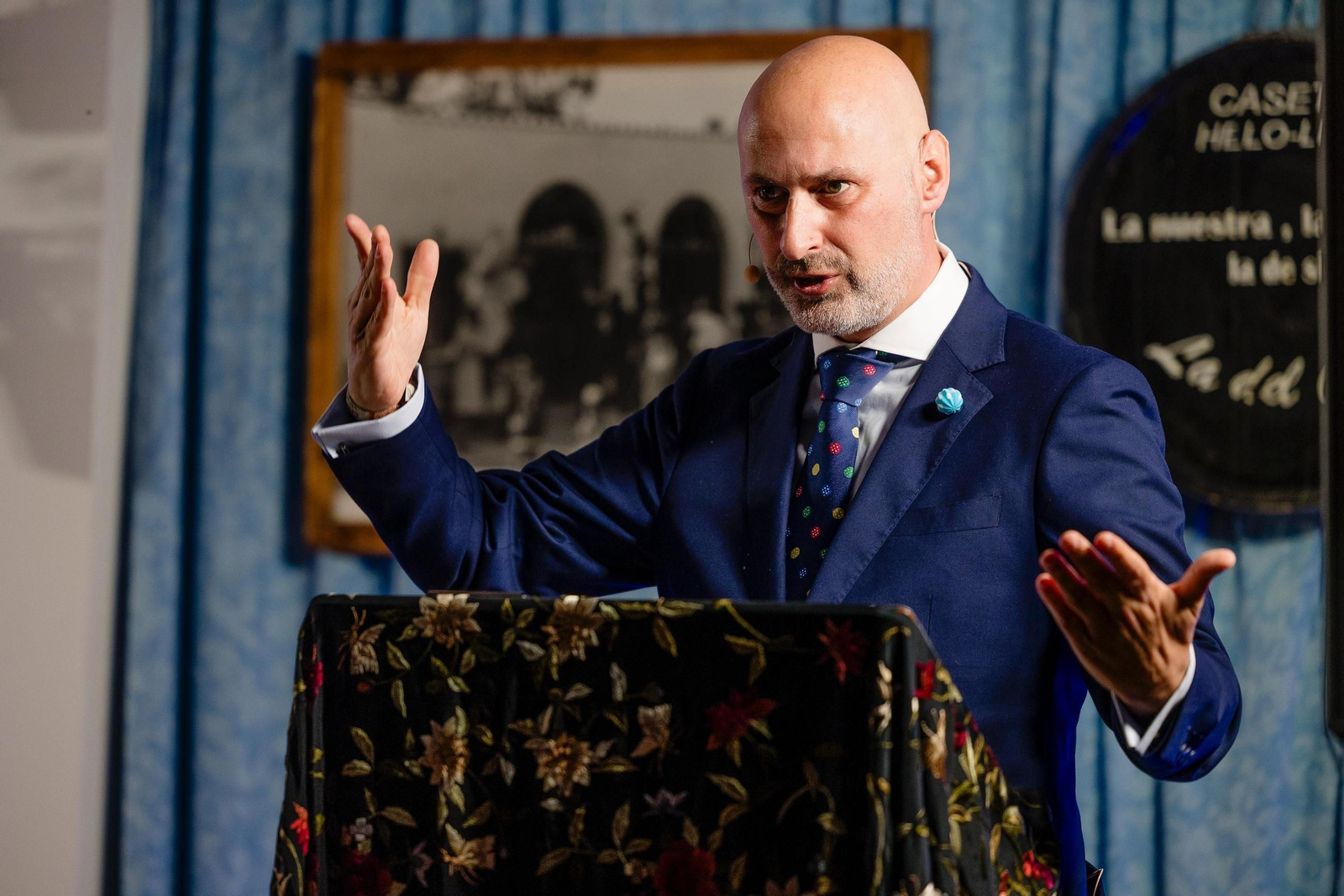 El pregonero, durante su intervención.