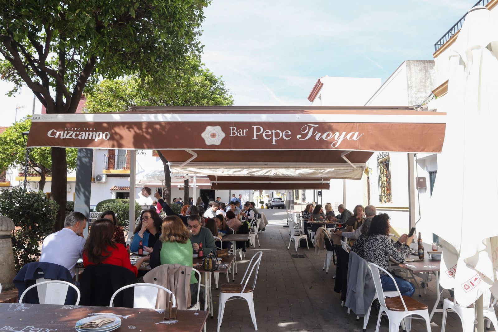 La terraza del bar Pepe Troya.