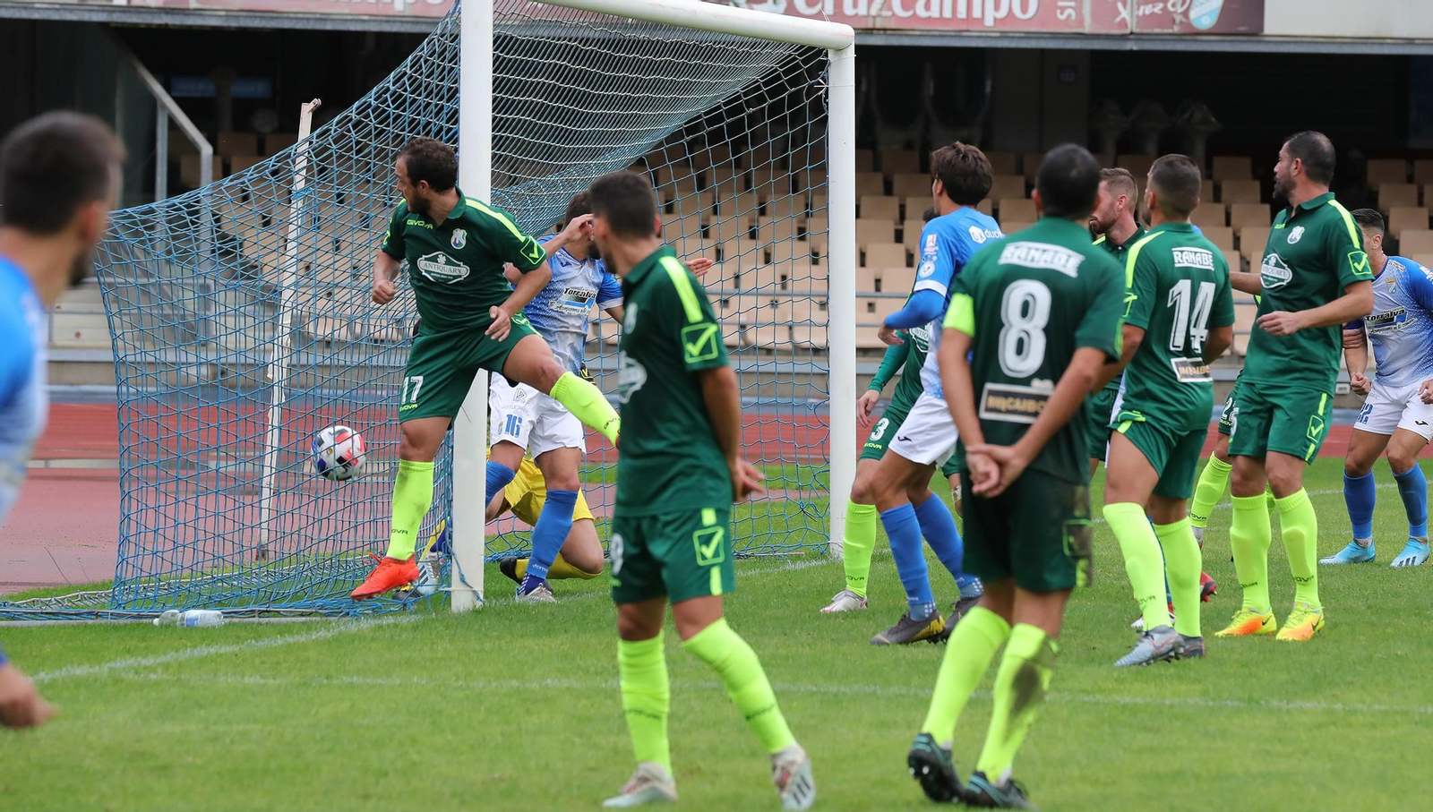 Carlos Calvo ha anotado tres goles de falta, el último al Rota en Chapín.